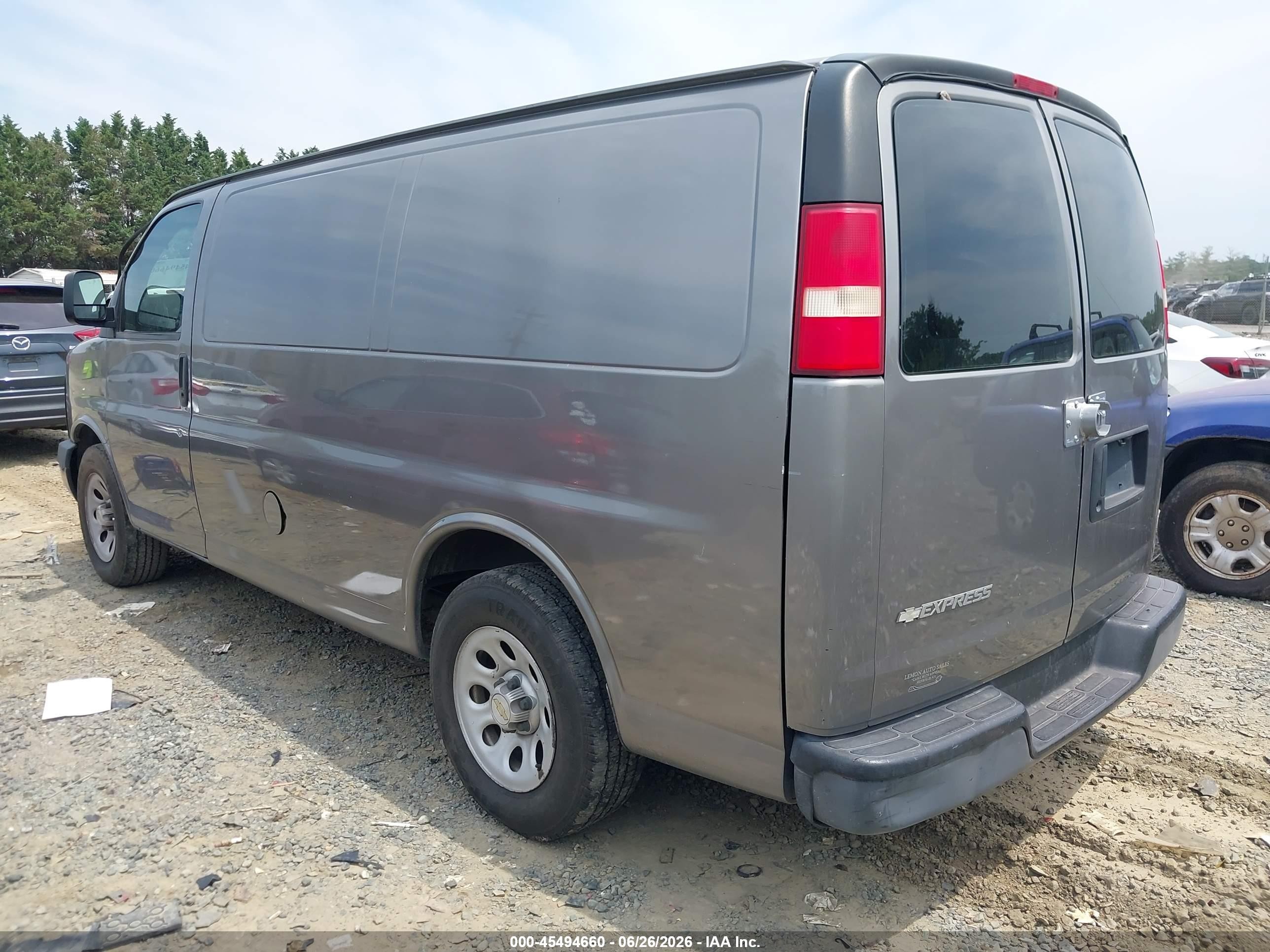 2009 Chevrolet Express Work Van Gray vin: 1GCFG15X491148760