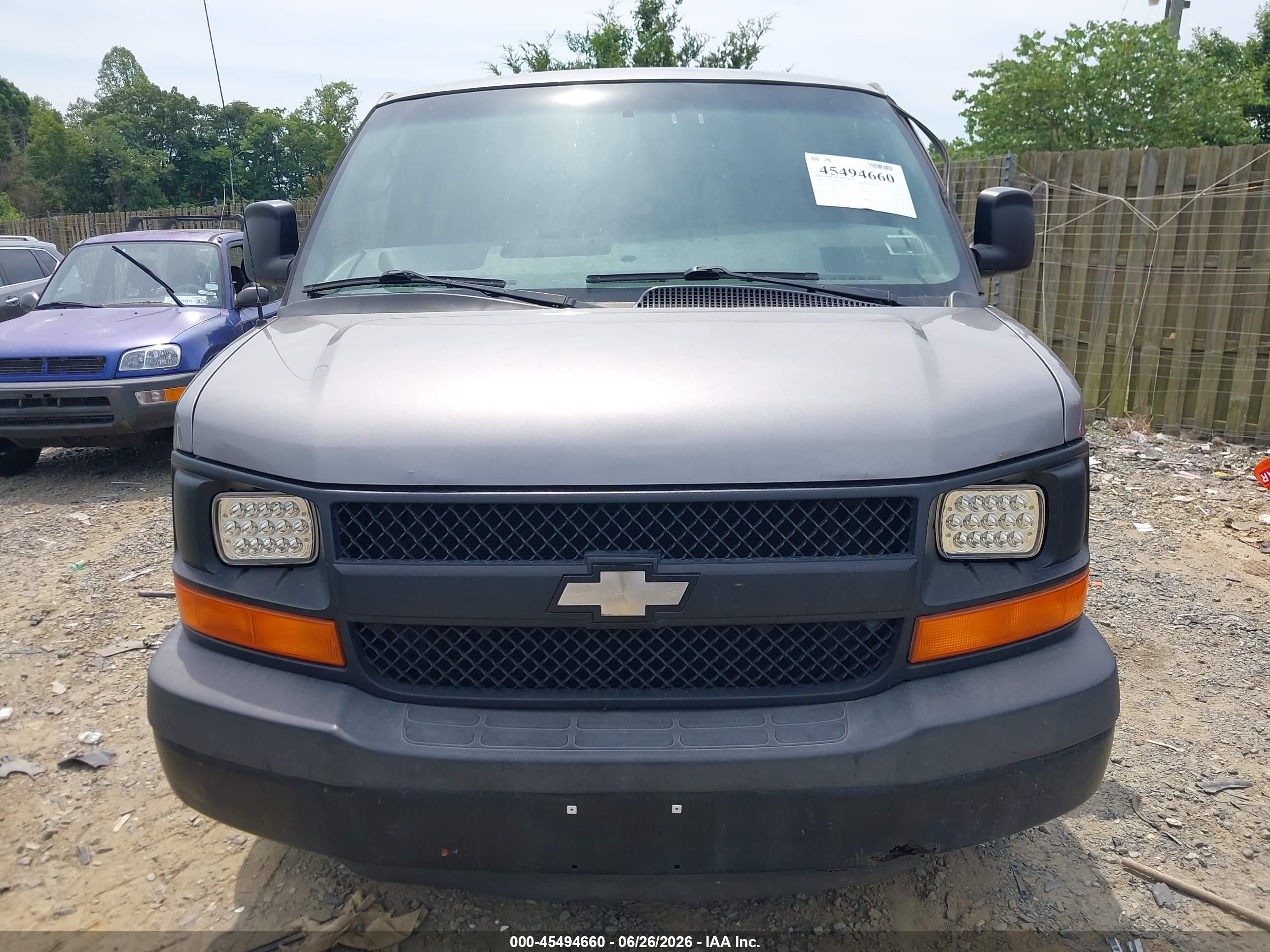 2009 Chevrolet Express Work Van Gray vin: 1GCFG15X491148760