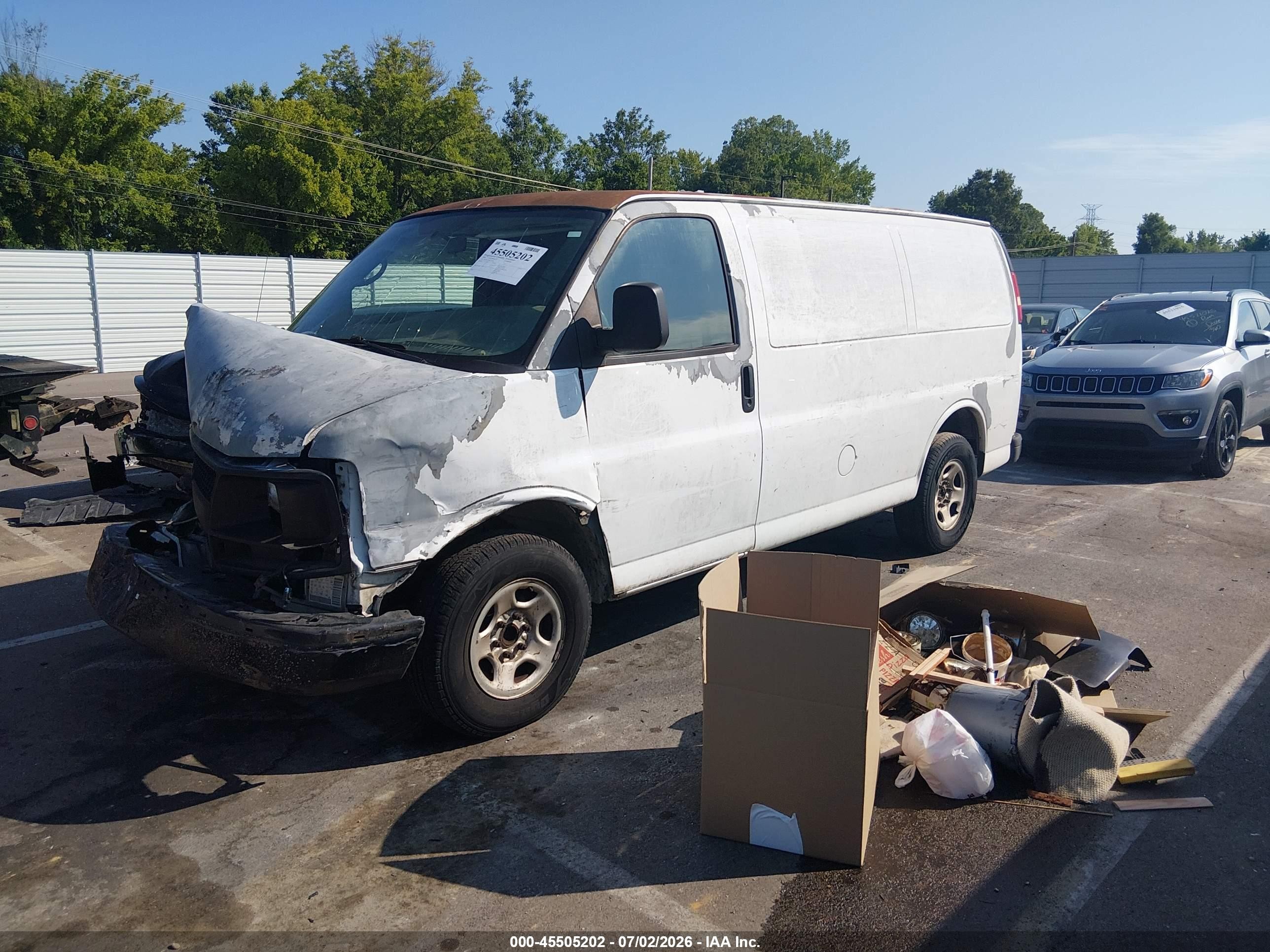 2006 Chevrolet Express Work Van White vin: 1GCFG15X661259855