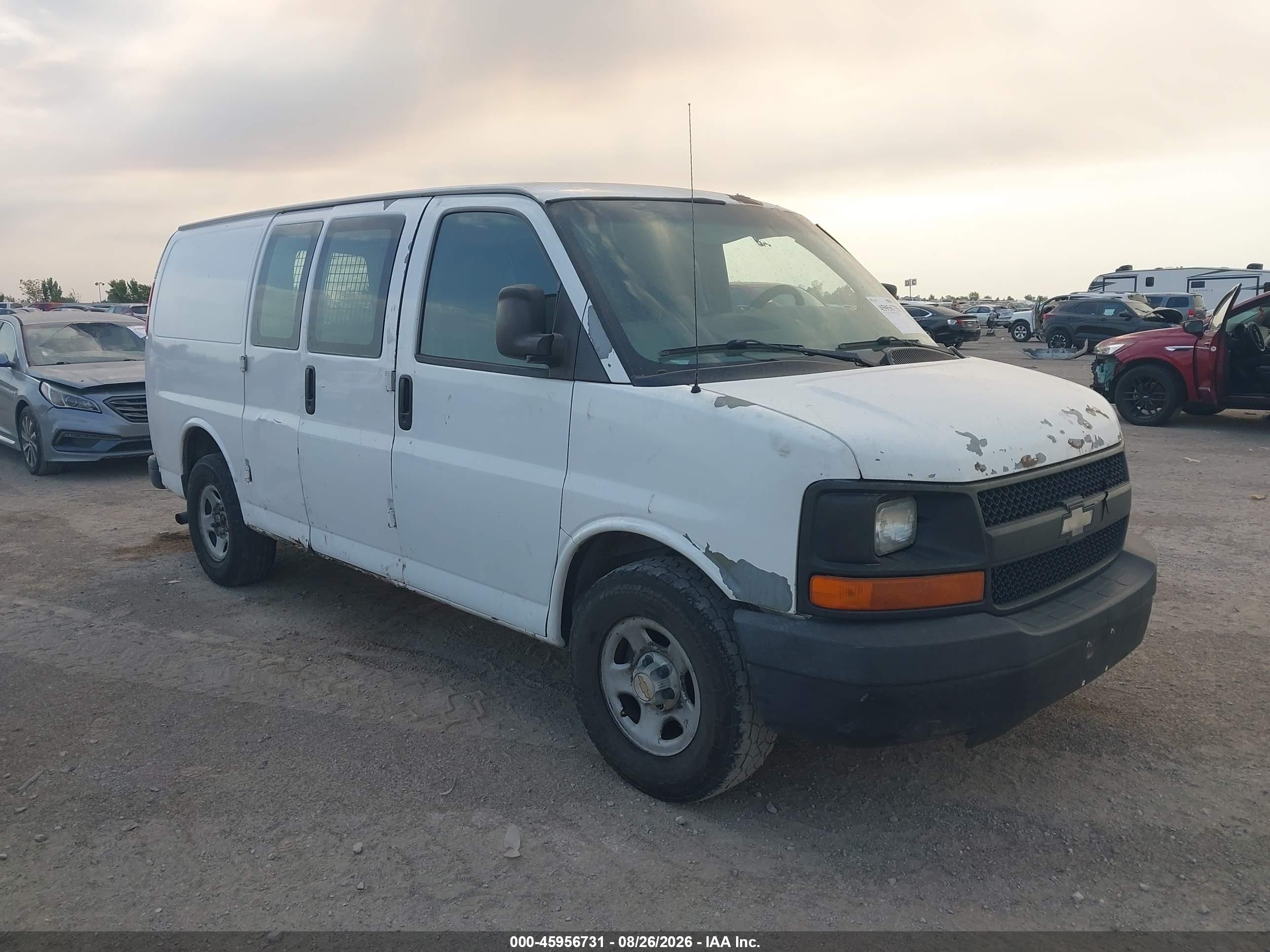 2007 Chevrolet Express Work Van White vin: 1GCFG15X971113158
