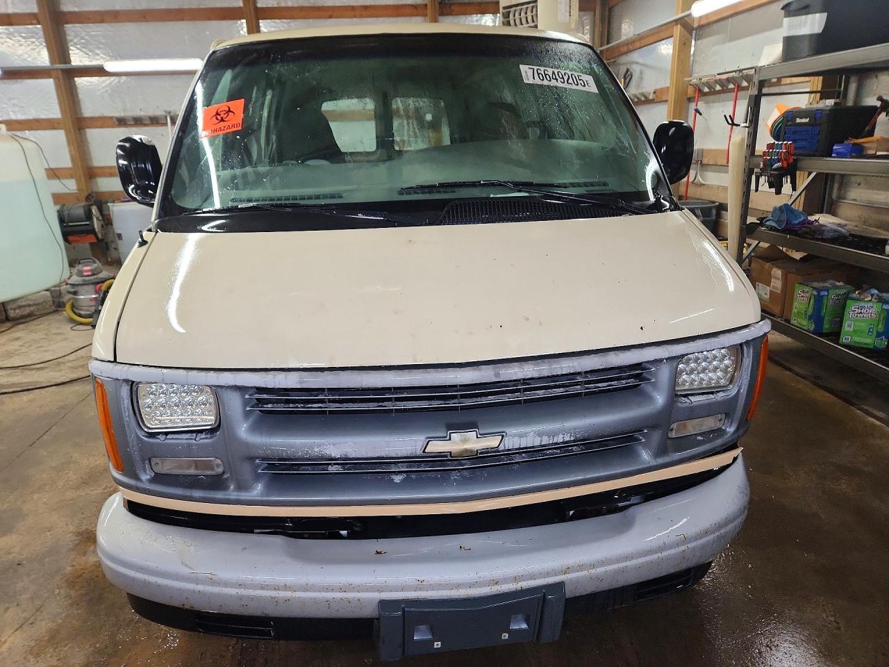 1996 Chevrolet G20 Желто-коричневый vin: 1GCFG25R2T1033847