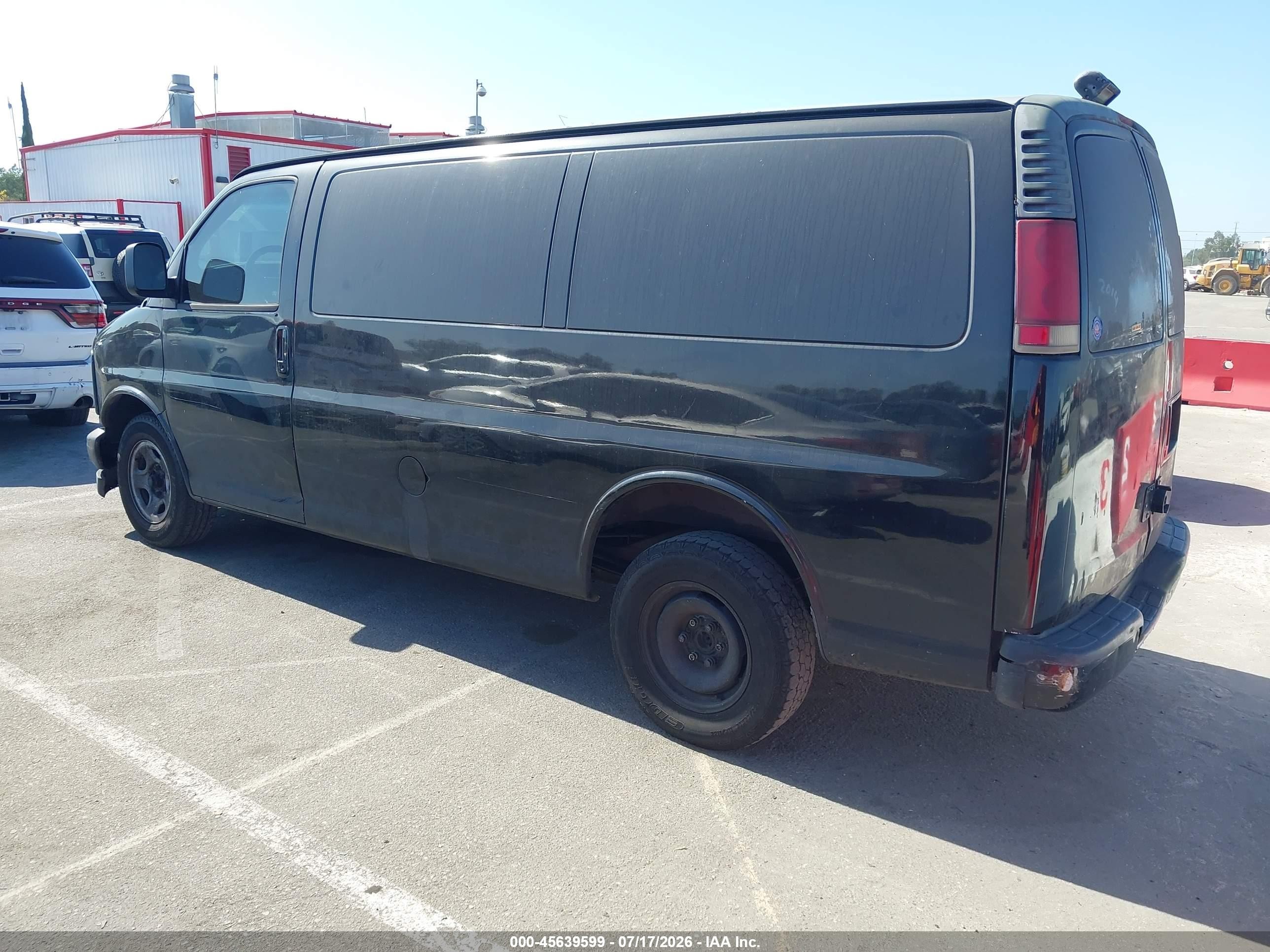 2001 Chevrolet Express   Black vin: 1GCFG25W911132765