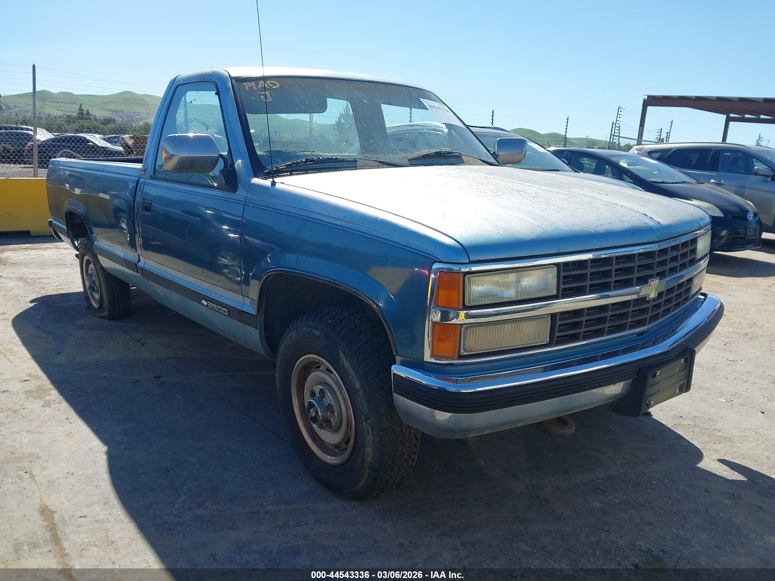 1991 Chevrolet Gmt-400 K2500 Синий vin: 1GCFK24K4MZ155454