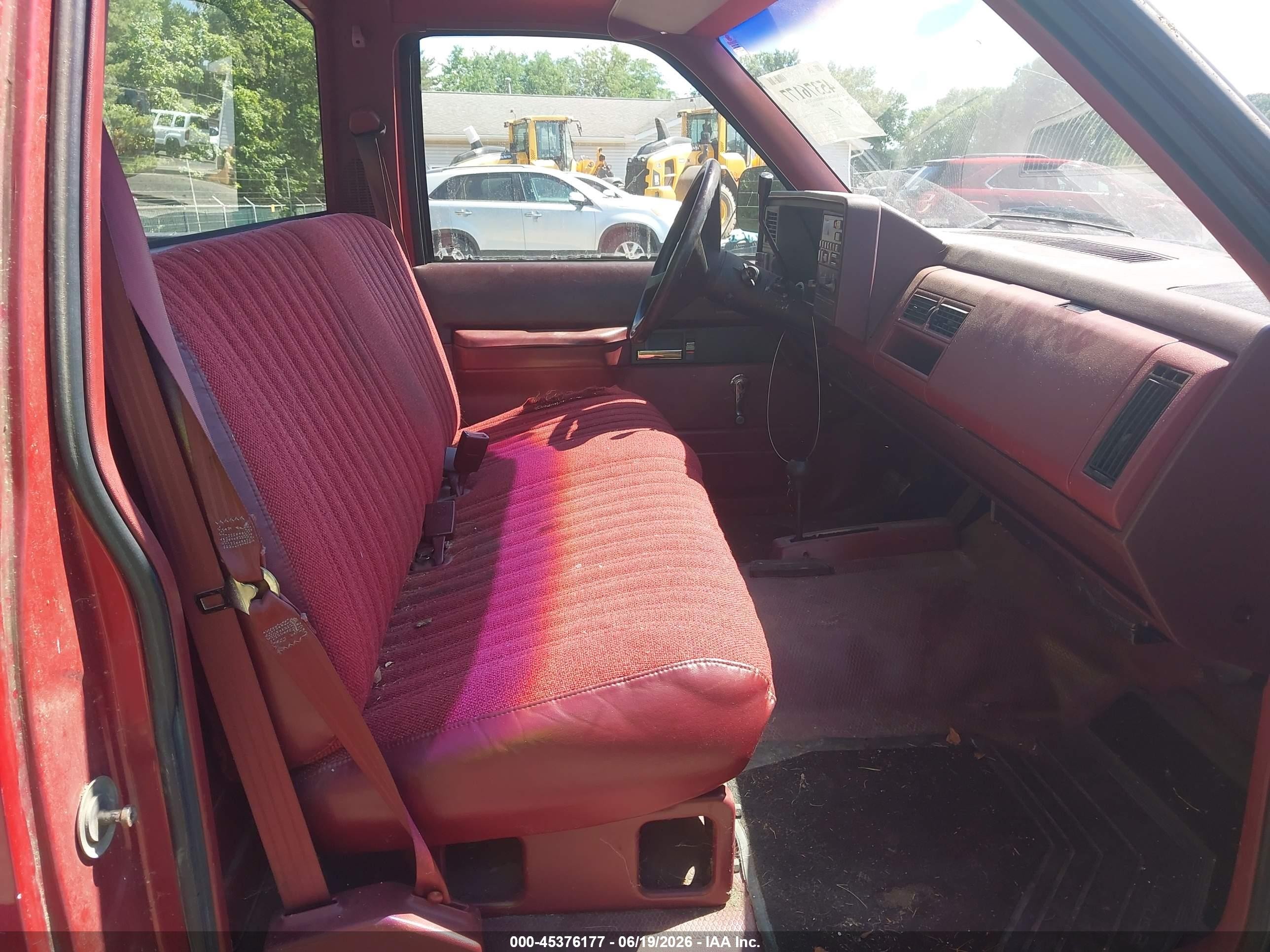 1991 Chevrolet Gmt-400 K2500 Red vin: 1GCFK24K5ME164283