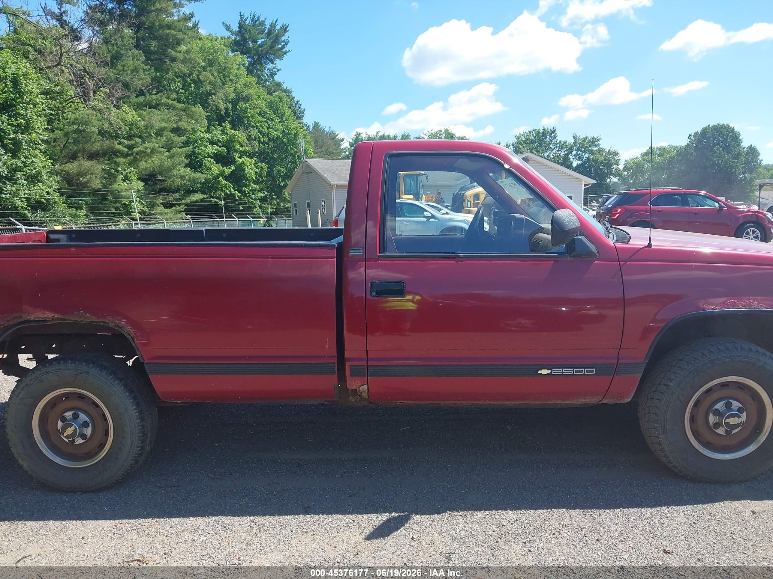 1991 Chevrolet Gmt-400 K2500 Red vin: 1GCFK24K5ME164283