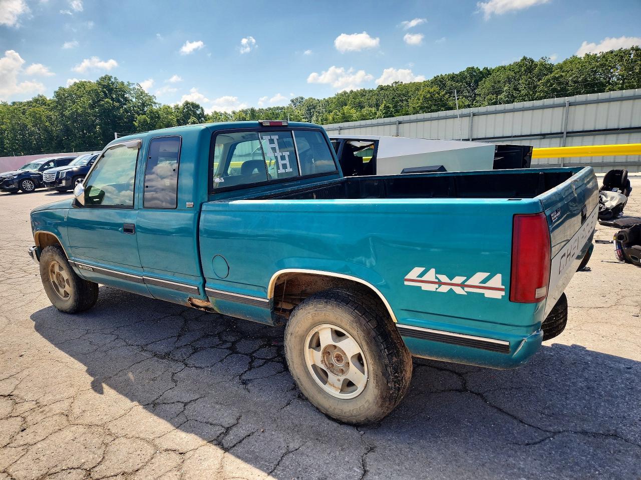 1994 Chevrolet Gmt-400 K2500 Зеленый vin: 1GCFK29K3RE265953