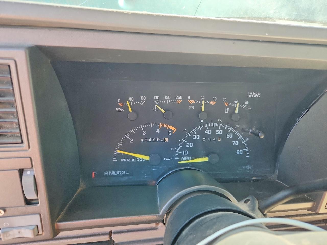 1994 Chevrolet Gmt-400 K2500 Зеленый vin: 1GCFK29K3RE265953
