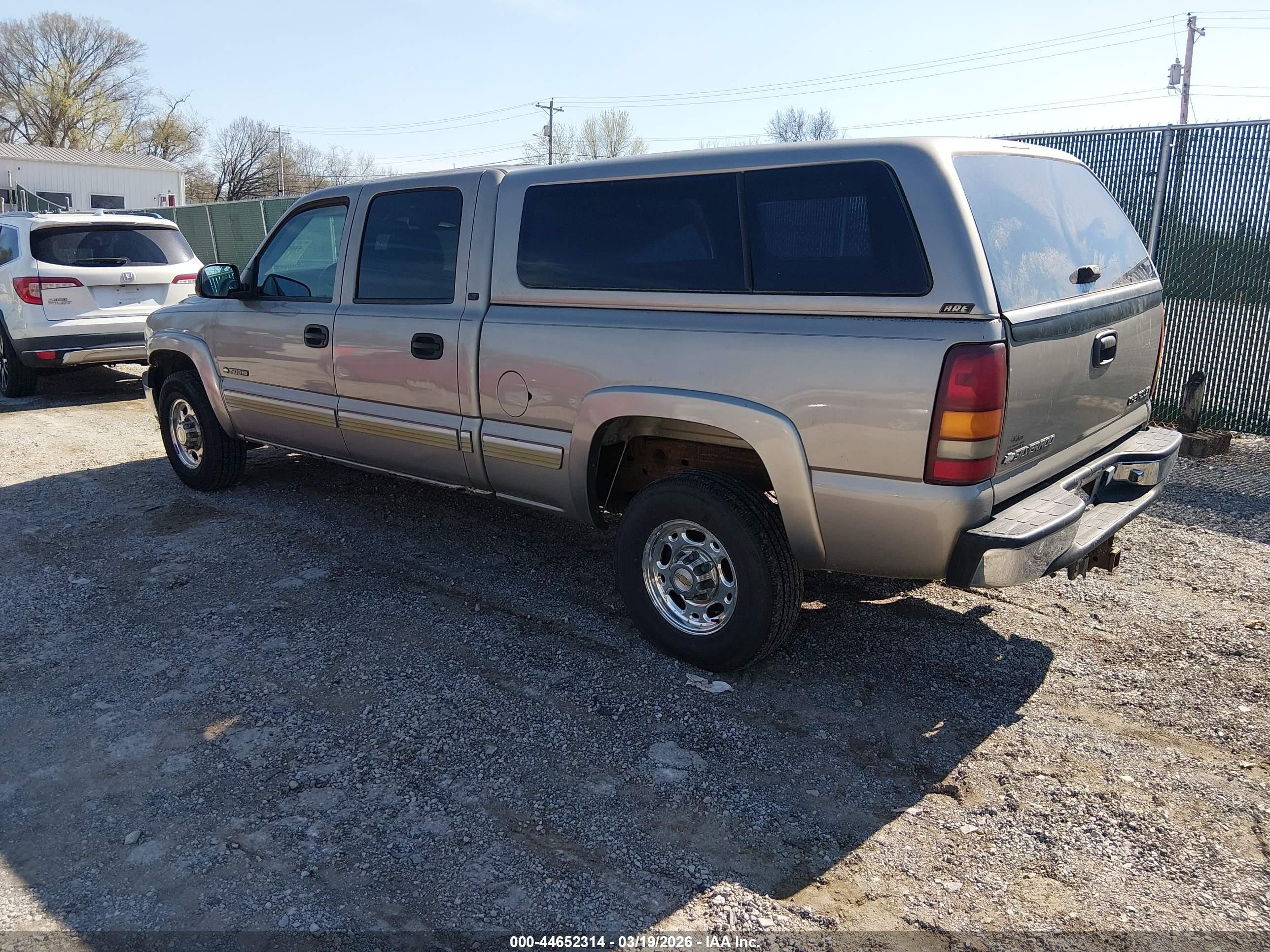 2002 Chevrolet Silverado 1500hd Lt Silver vin: 1GCGC13U02F101162