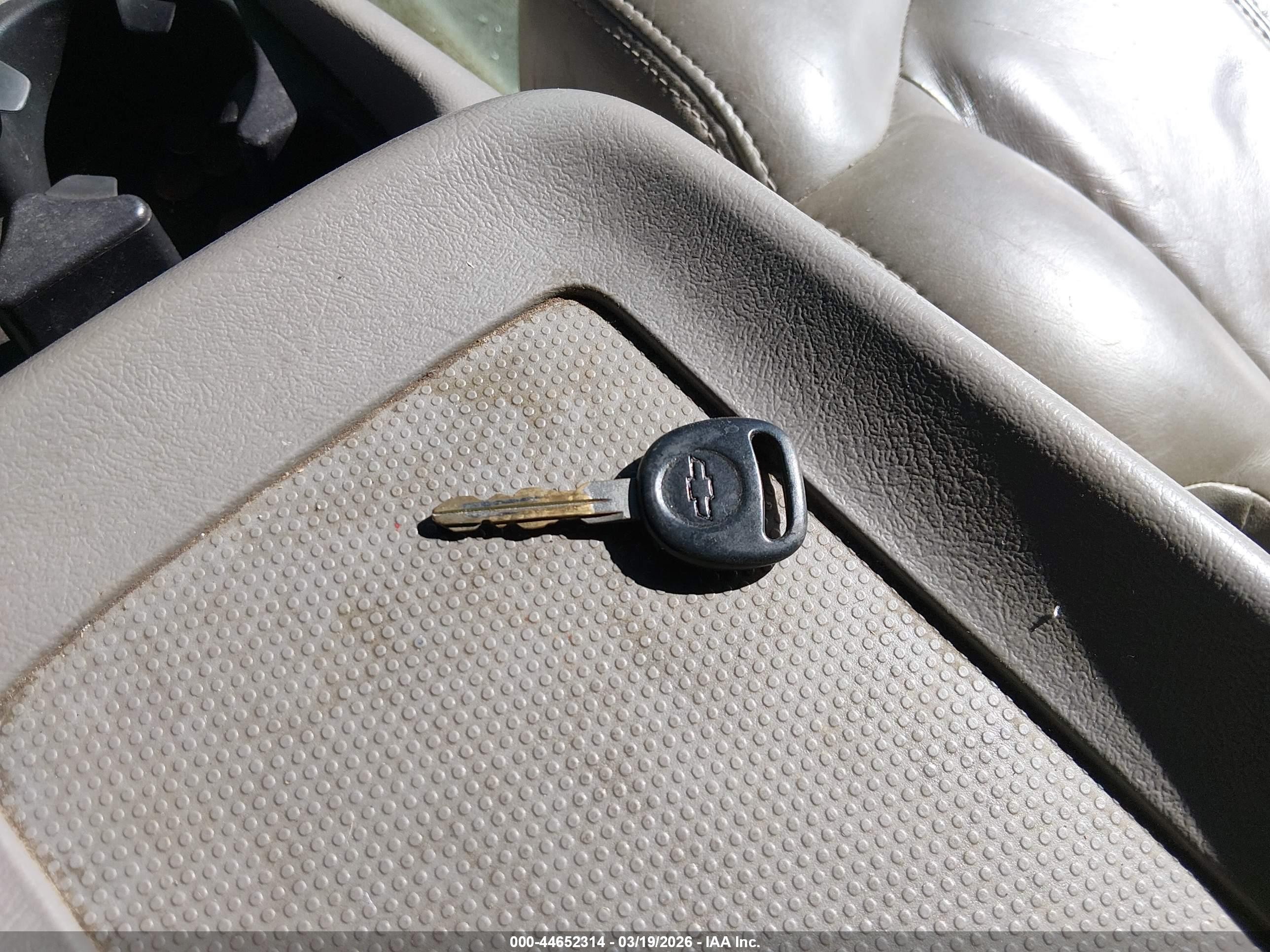2002 Chevrolet Silverado 1500hd Lt Silver vin: 1GCGC13U02F101162