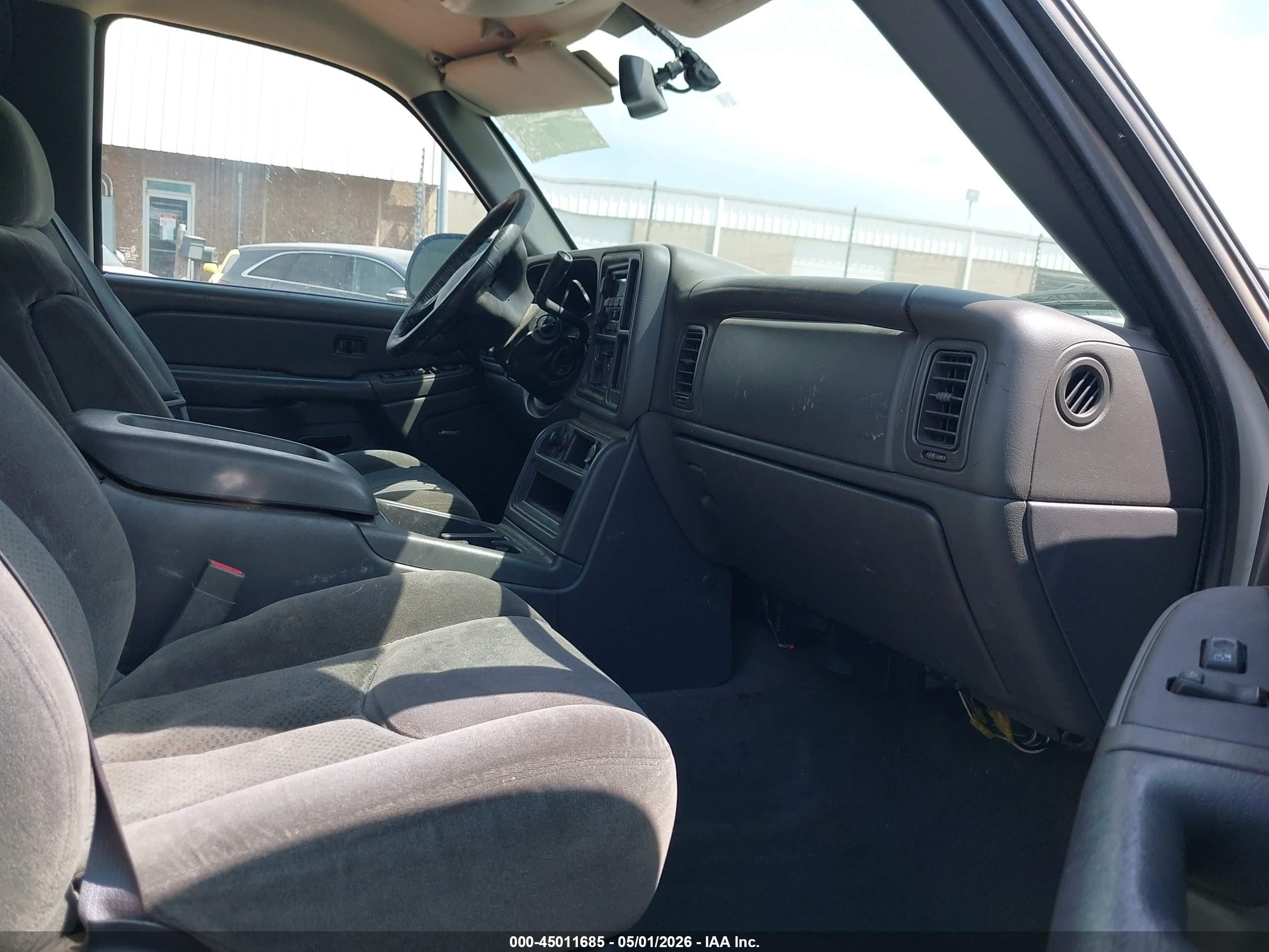 2005 Chevrolet Silverado 1500hd Ls Белый vin: 1GCGC13U05F811831