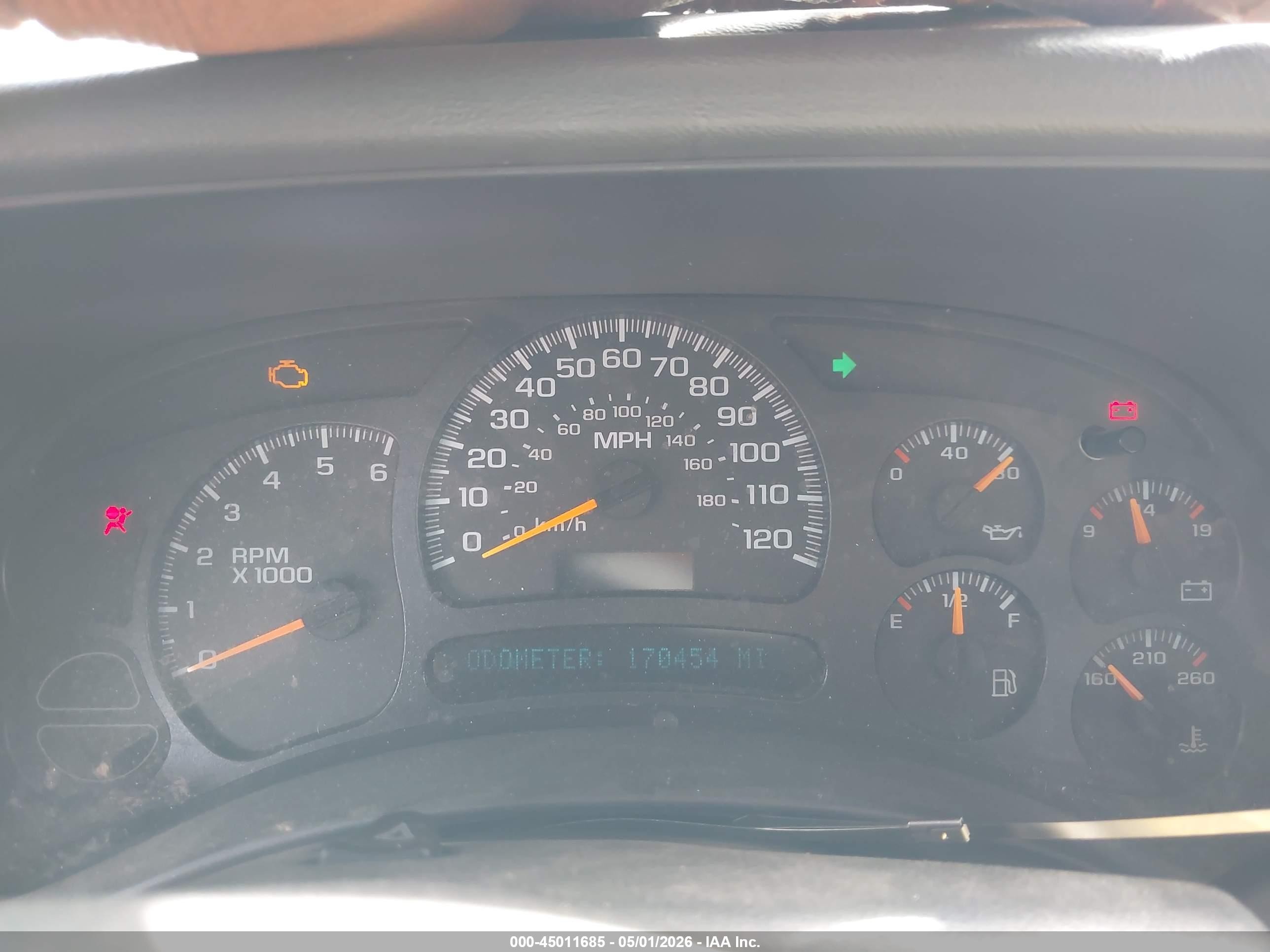 2005 Chevrolet Silverado 1500hd Ls Белый vin: 1GCGC13U05F811831