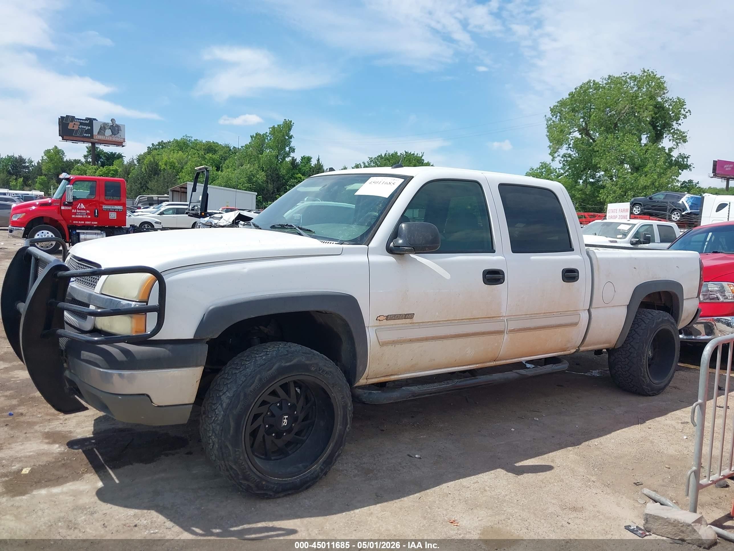 2005 Chevrolet Silverado 1500hd Ls Белый vin: 1GCGC13U05F811831