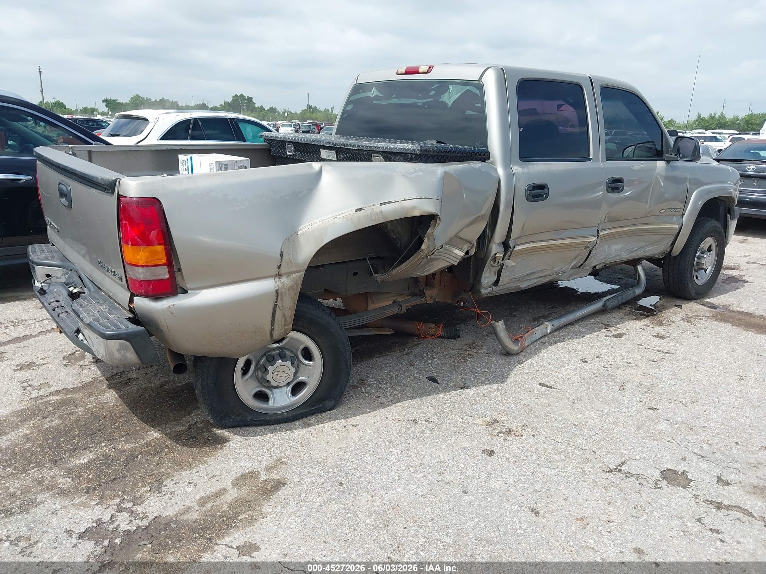 2002 Chevrolet Silverado 1500hd Ls Beige vin: 1GCGC13U42F183476