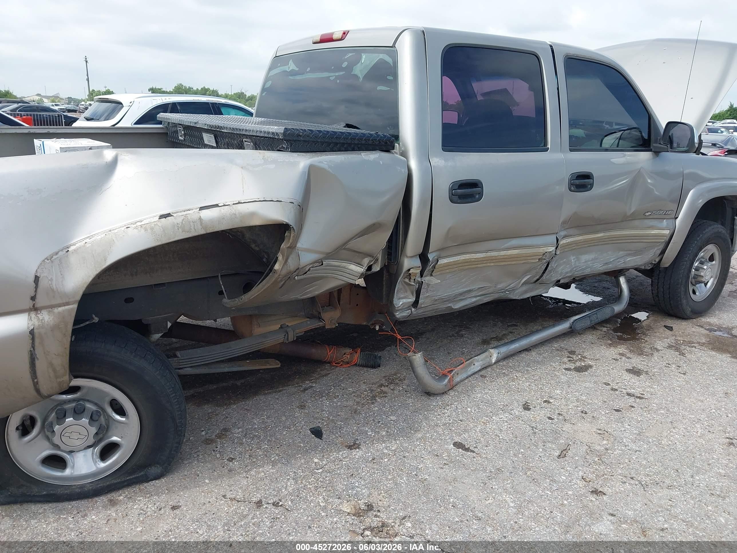 2002 Chevrolet Silverado 1500hd Ls Beige vin: 1GCGC13U42F183476