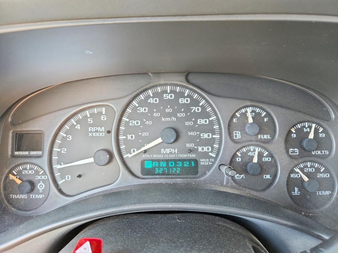 2002 Chevrolet Silverado C1500 Heavy Duty Silver vin: 1GCGC13U42F214869