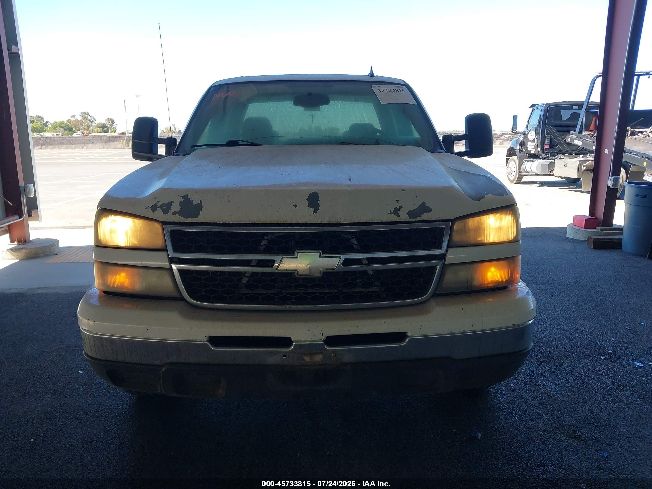 2006 Chevrolet Silverado 1500hd Lt1 White vin: 1GCGC13U46F268436
