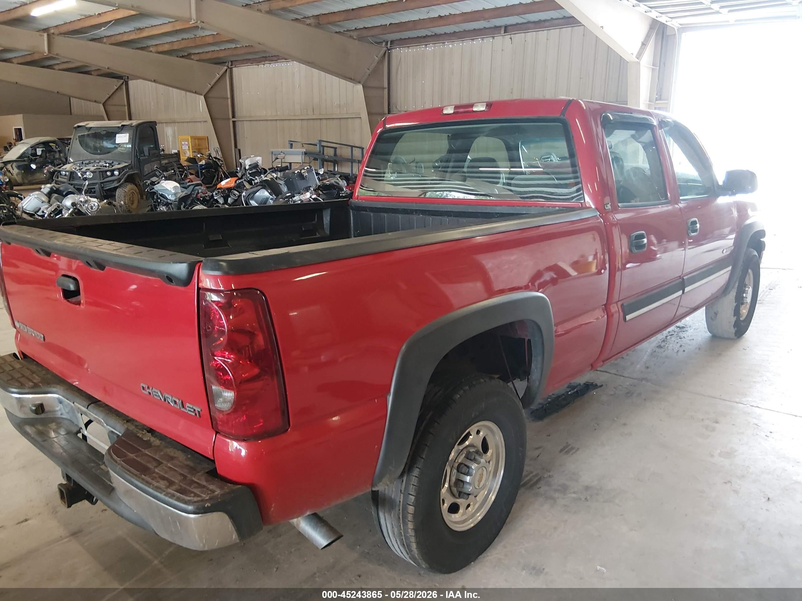 2003 Chevrolet Silverado 1500hd Ls Красный vin: 1GCGC13U53F238843