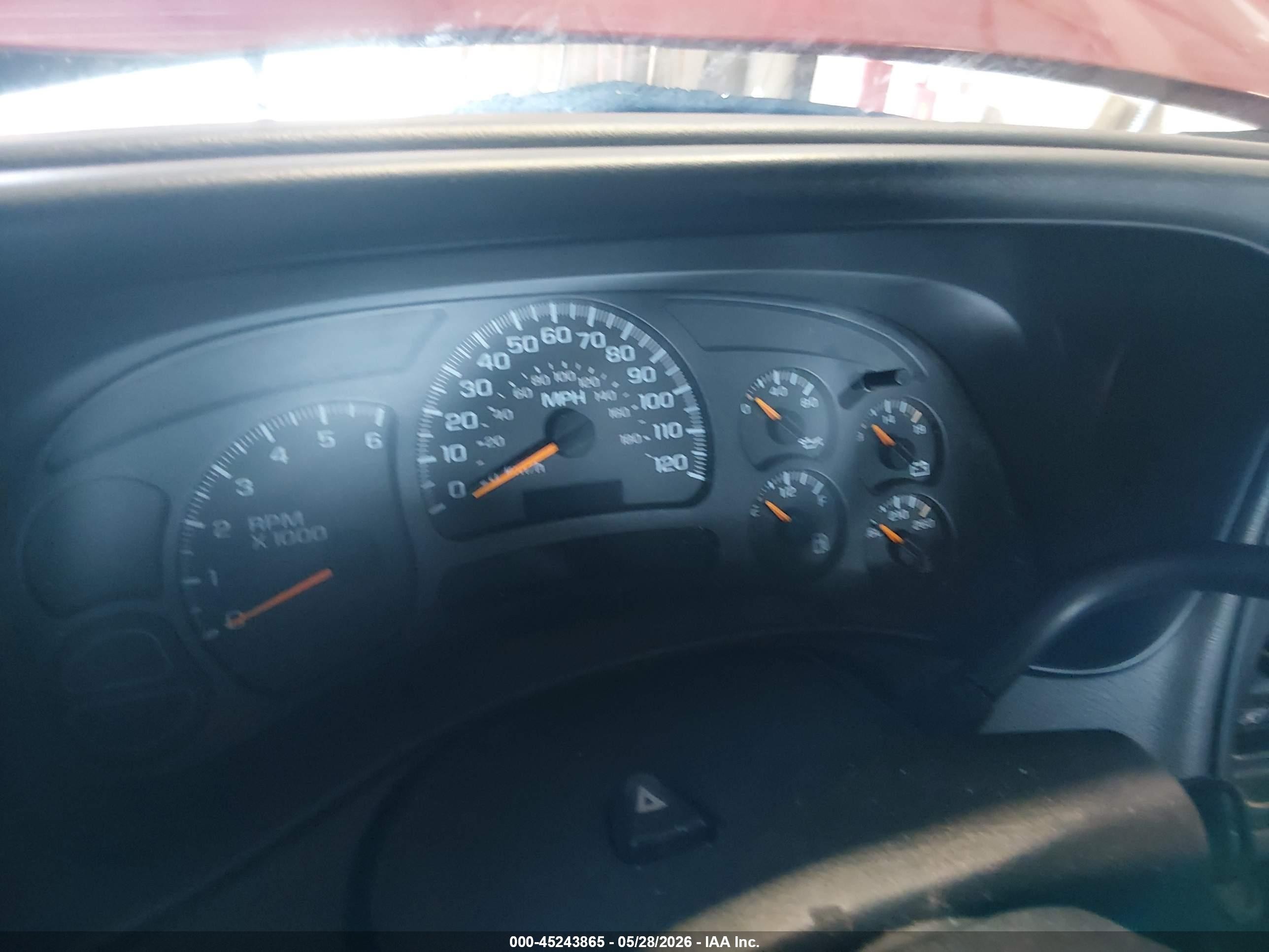 2003 Chevrolet Silverado 1500hd Ls Красный vin: 1GCGC13U53F238843