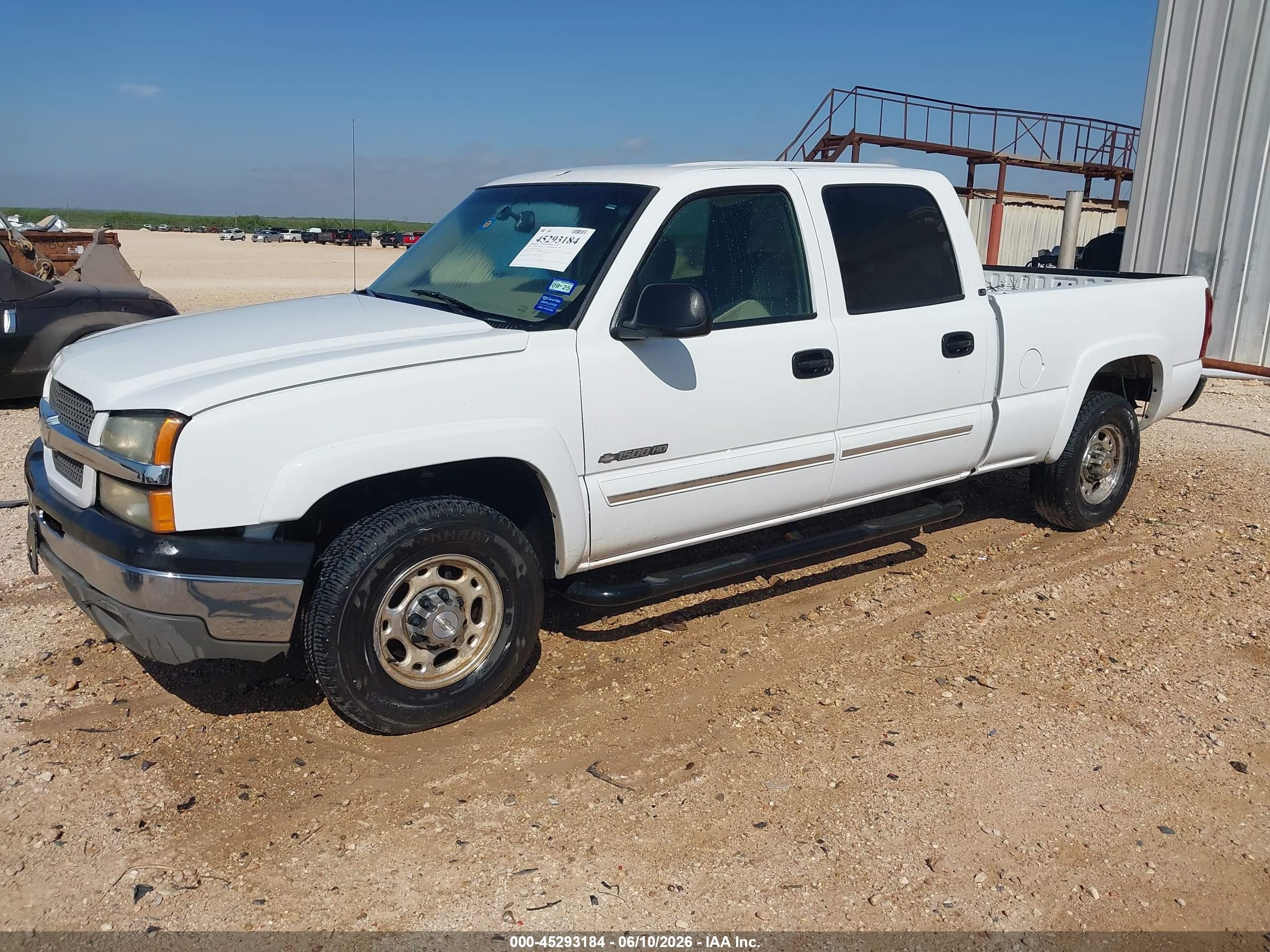 2003 Chevrolet Silverado 1500hd Ls White vin: 1GCGC13U63F149198