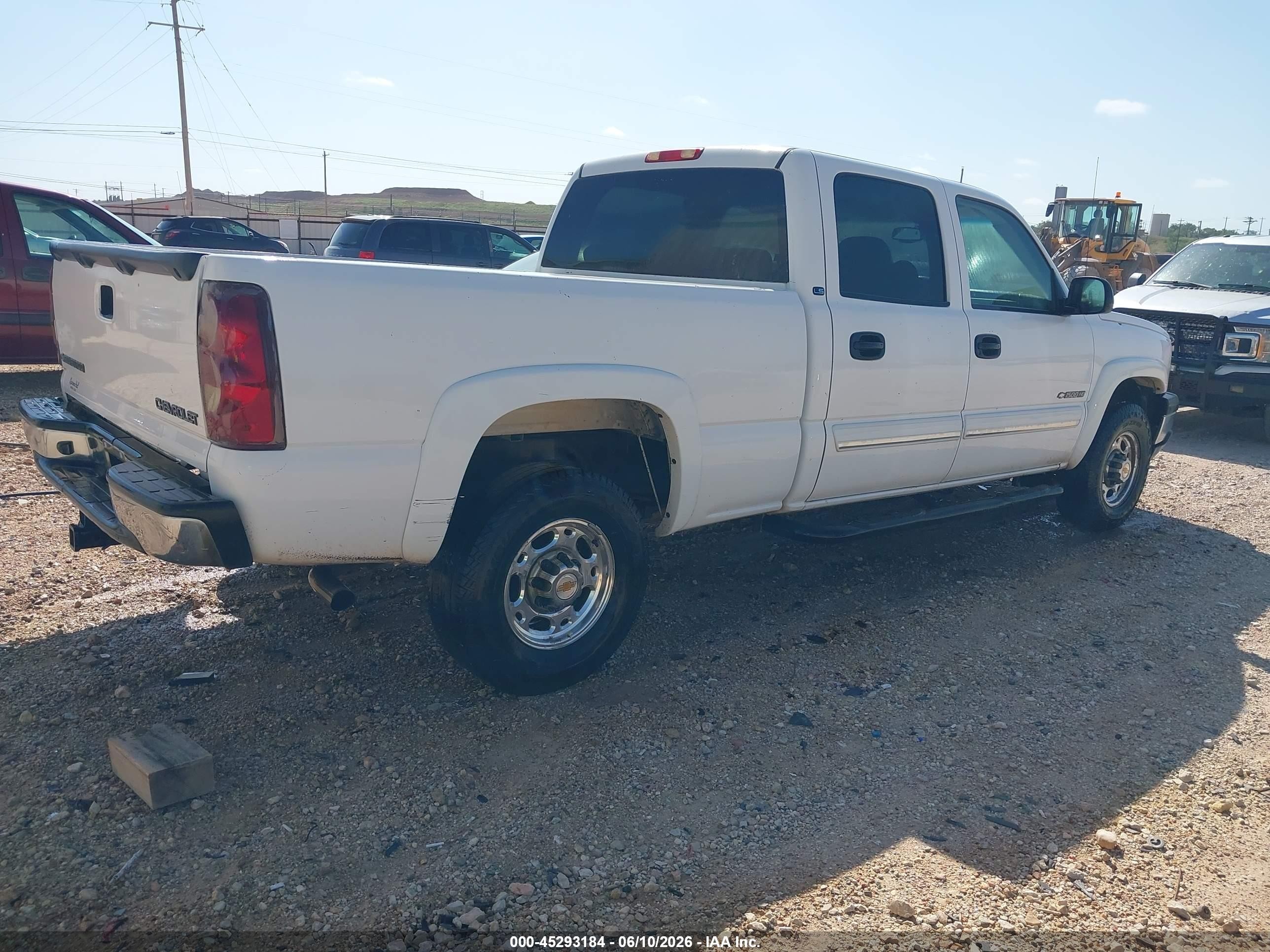 2003 Chevrolet Silverado 1500hd Ls White vin: 1GCGC13U63F149198