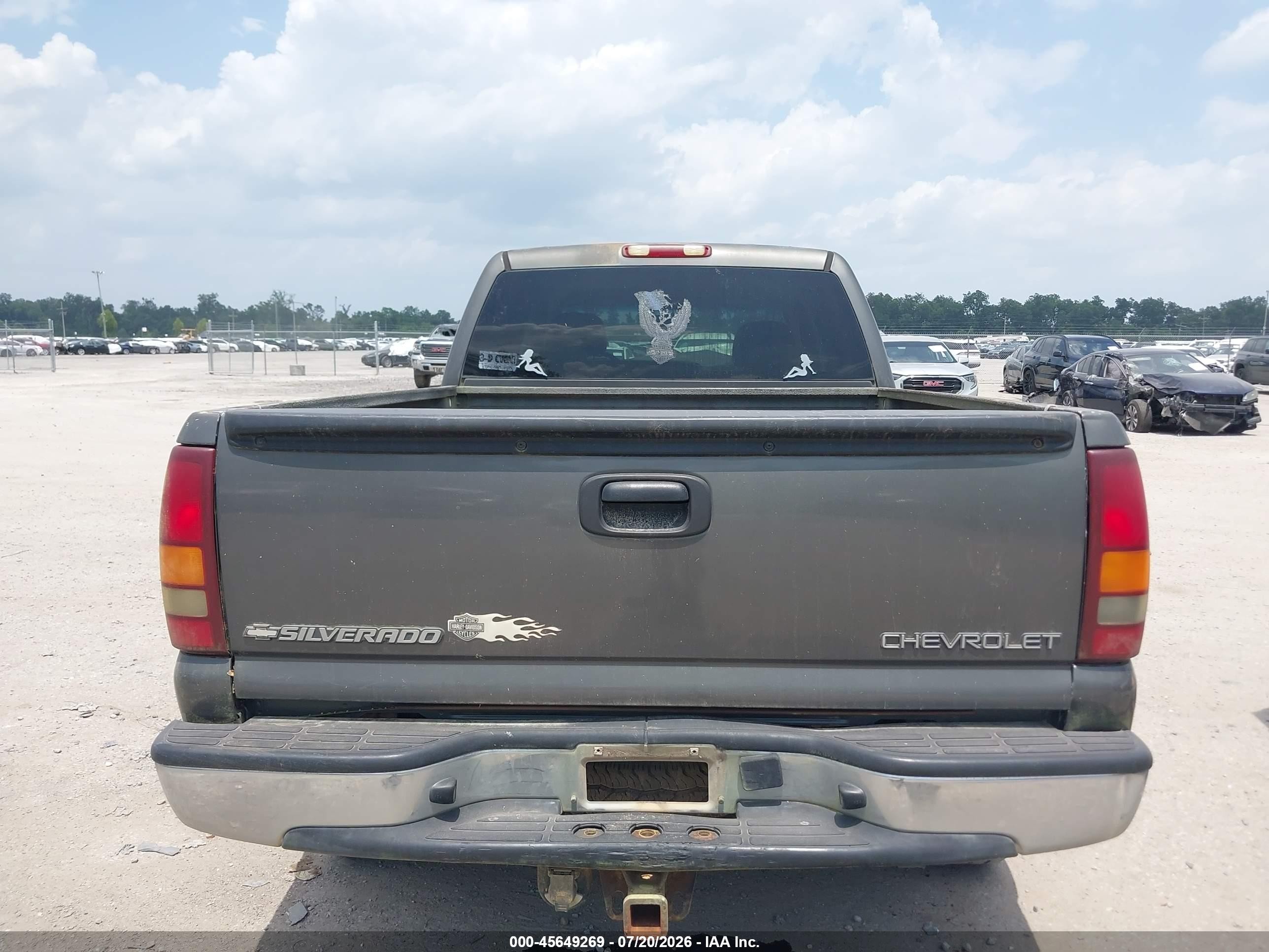 2001 Chevrolet Silverado 1500hd Ls Gray vin: 1GCGC13U81F201198