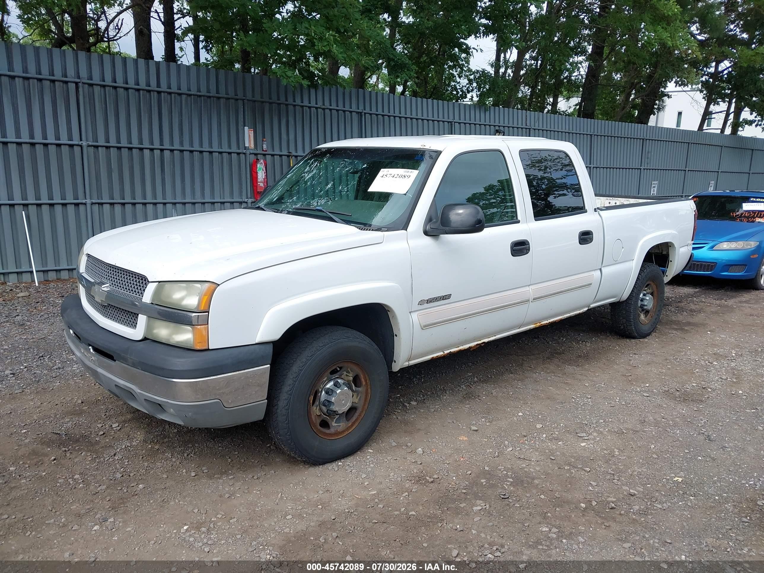 2005 Chevrolet Silverado 1500hd Ls White vin: 1GCGC13U85F821829