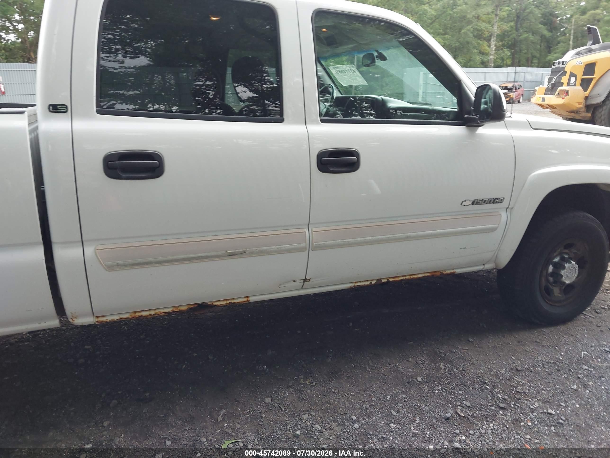 2005 Chevrolet Silverado 1500hd Ls White vin: 1GCGC13U85F821829