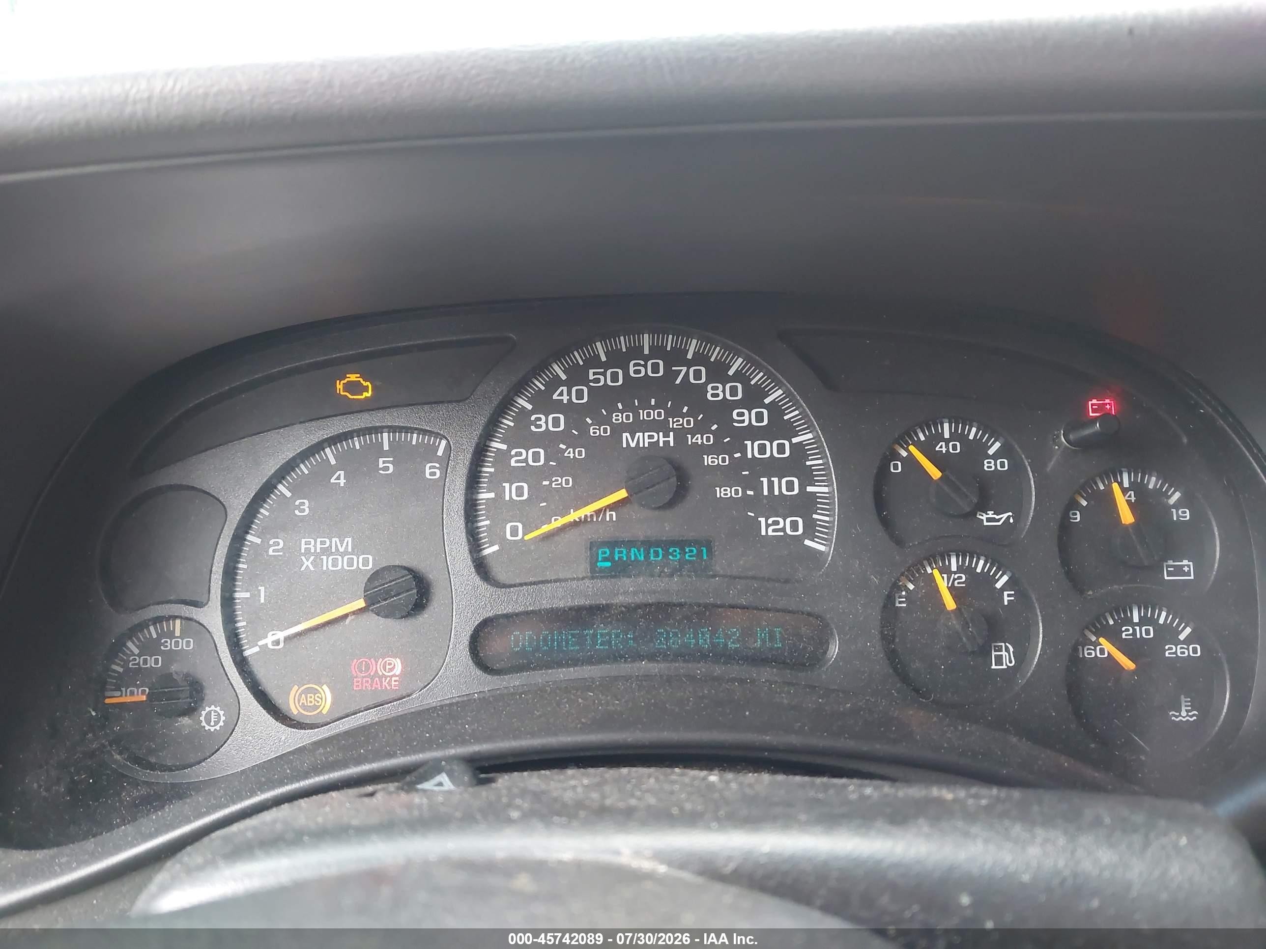2005 Chevrolet Silverado 1500hd Ls White vin: 1GCGC13U85F821829