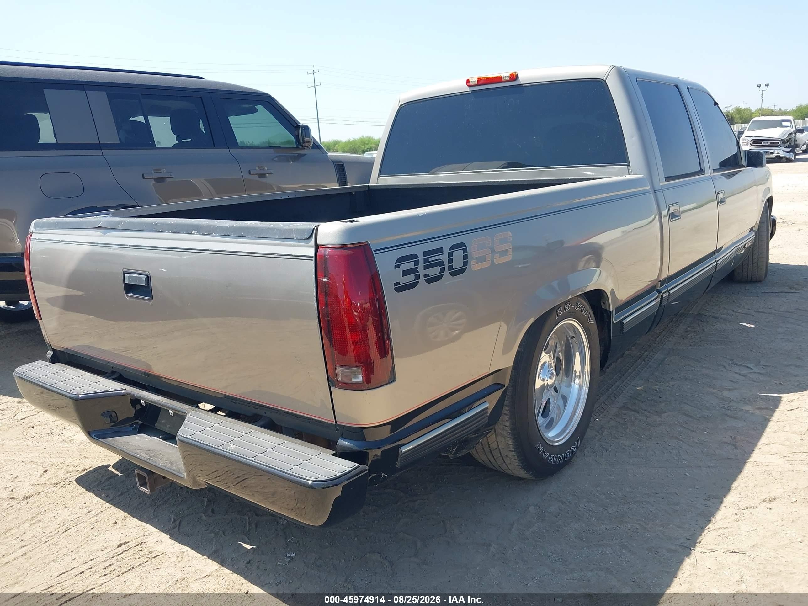 2000 Chevrolet C2500   Silver vin: 1GCGC23R6YF481599