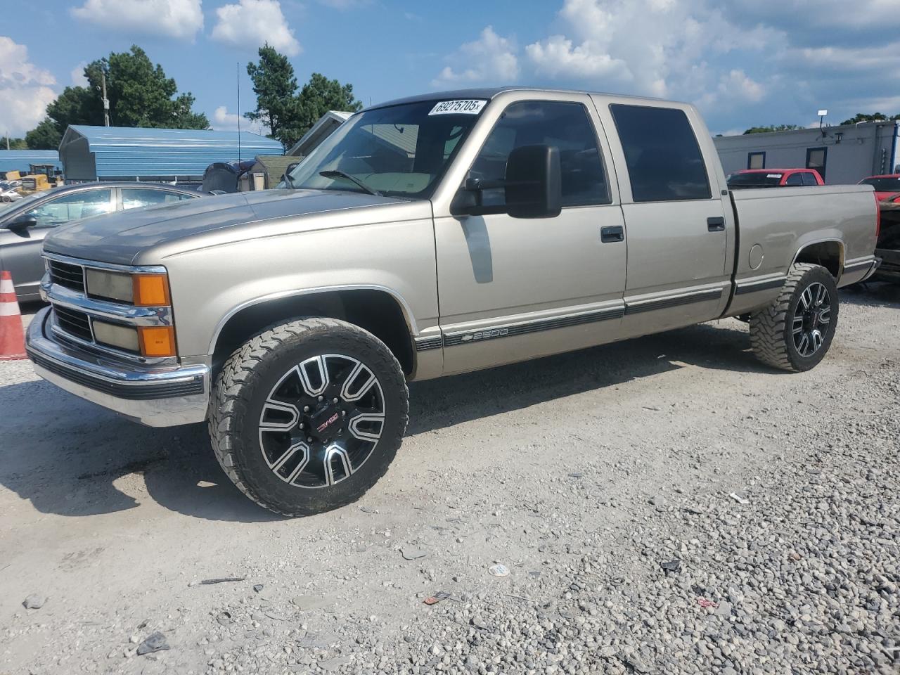 1GCGC23R7YF405017