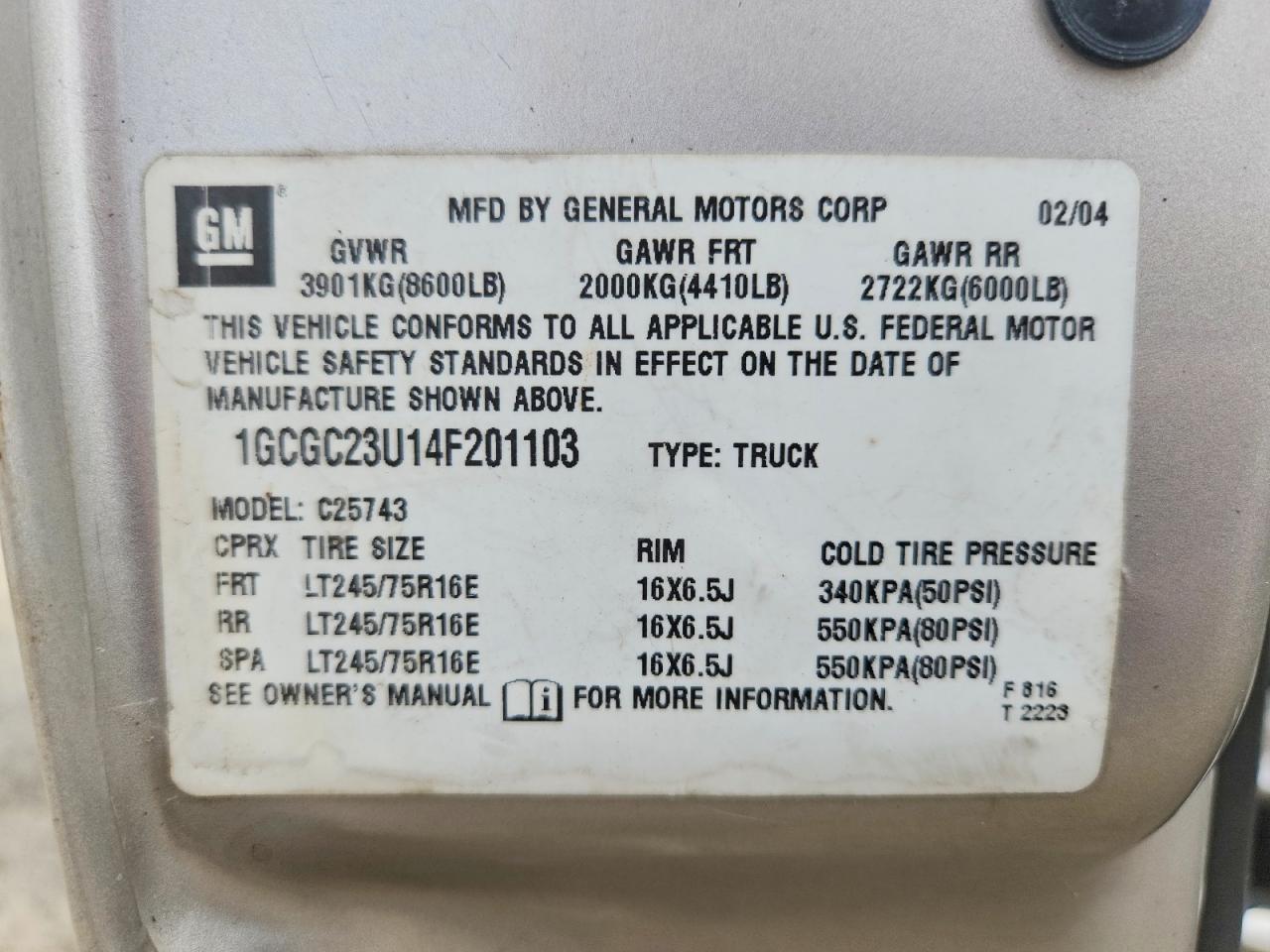 2004 Chevrolet Silverado C2500 Серебряный vin: 1GCGC23U14F201103
