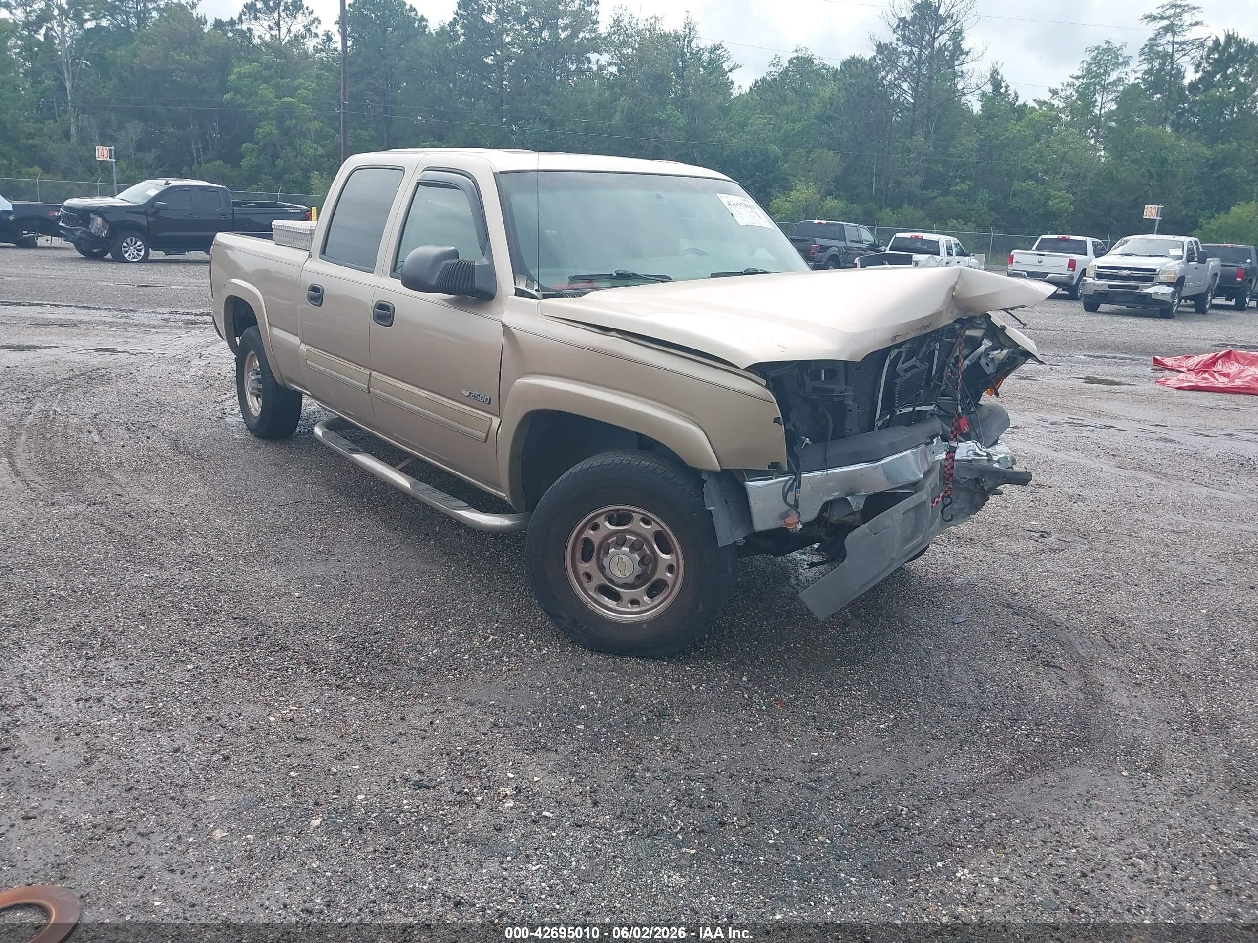 1GCGC23UX4F158316