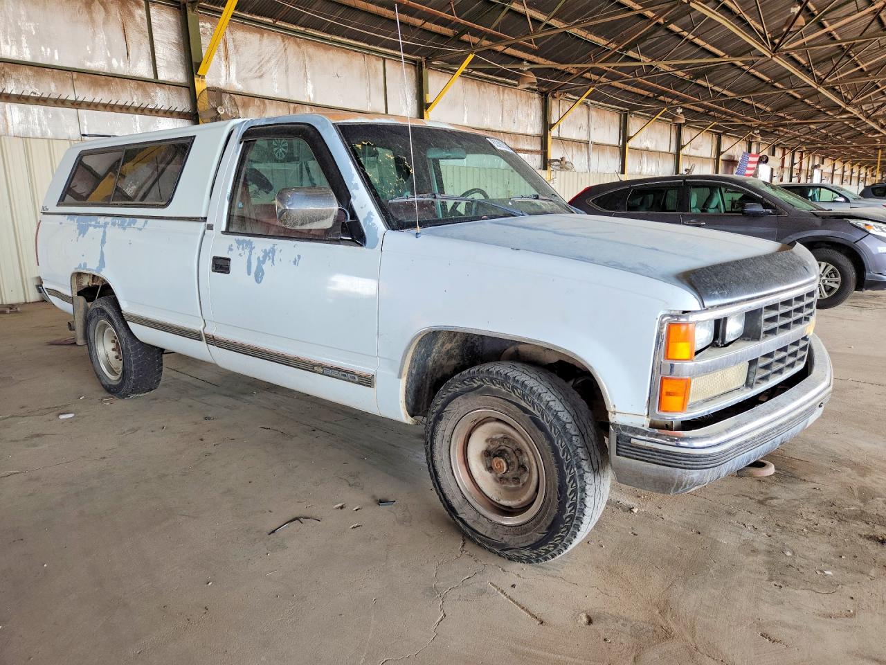 1989 Chevrolet Gmt-400 C2500 White vin: 1GCGC24K2KE177202