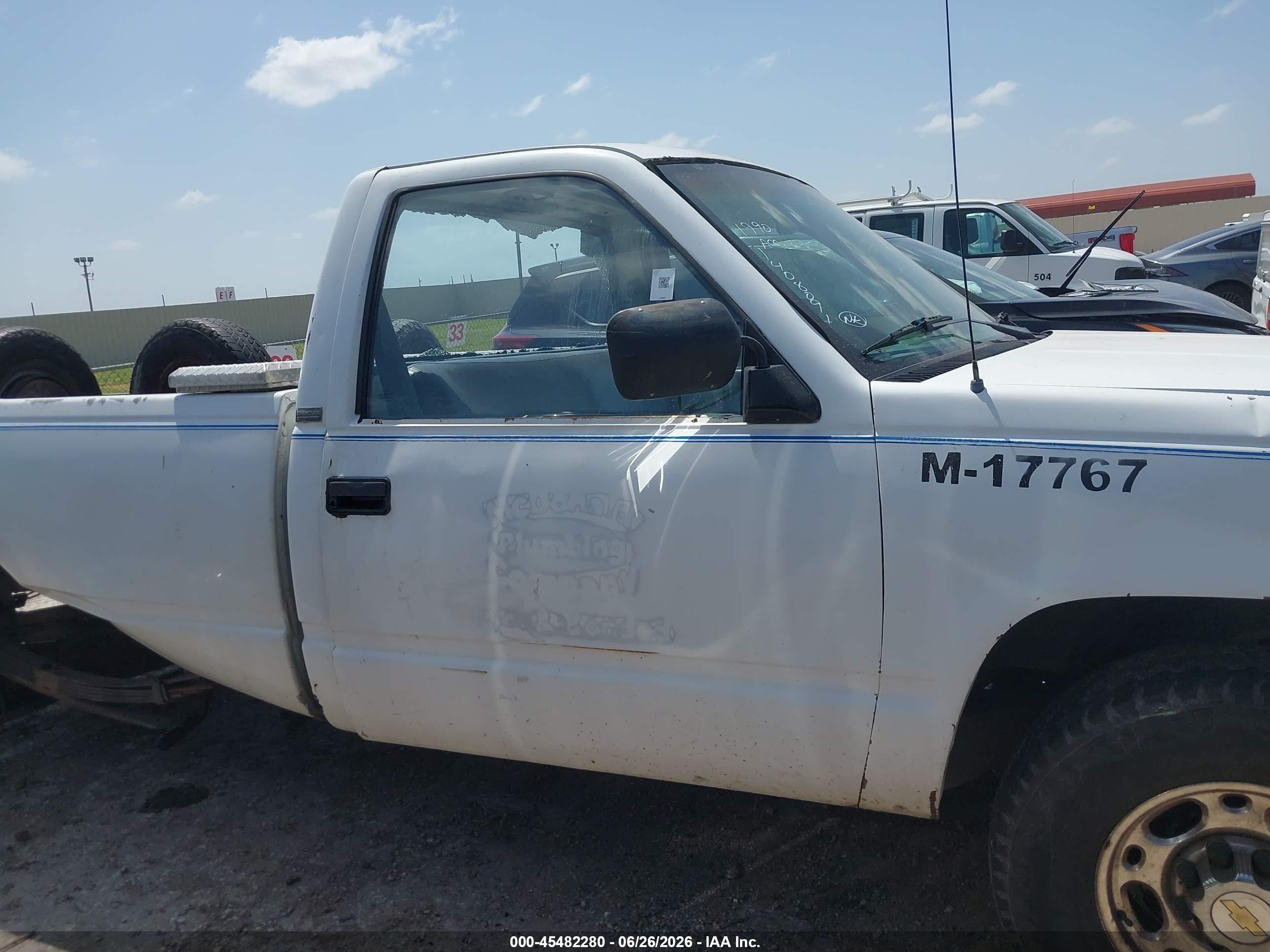 1990 Chevrolet Gmt-400 C2500 Белый vin: 1GCGC24K5LE145930