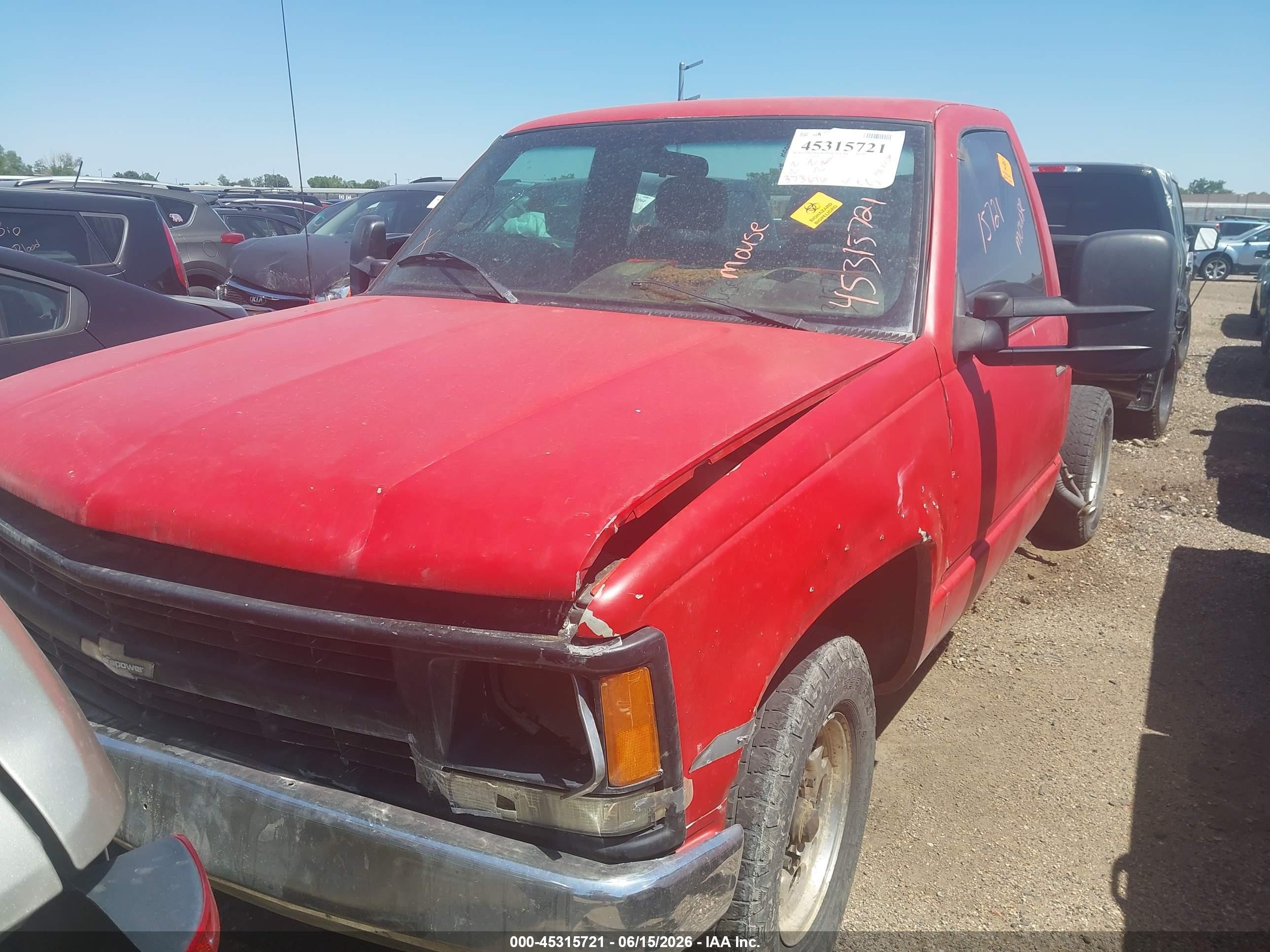 1995 Chevrolet Gmt-400 C2500 Red vin: 1GCGC24K9SE177360