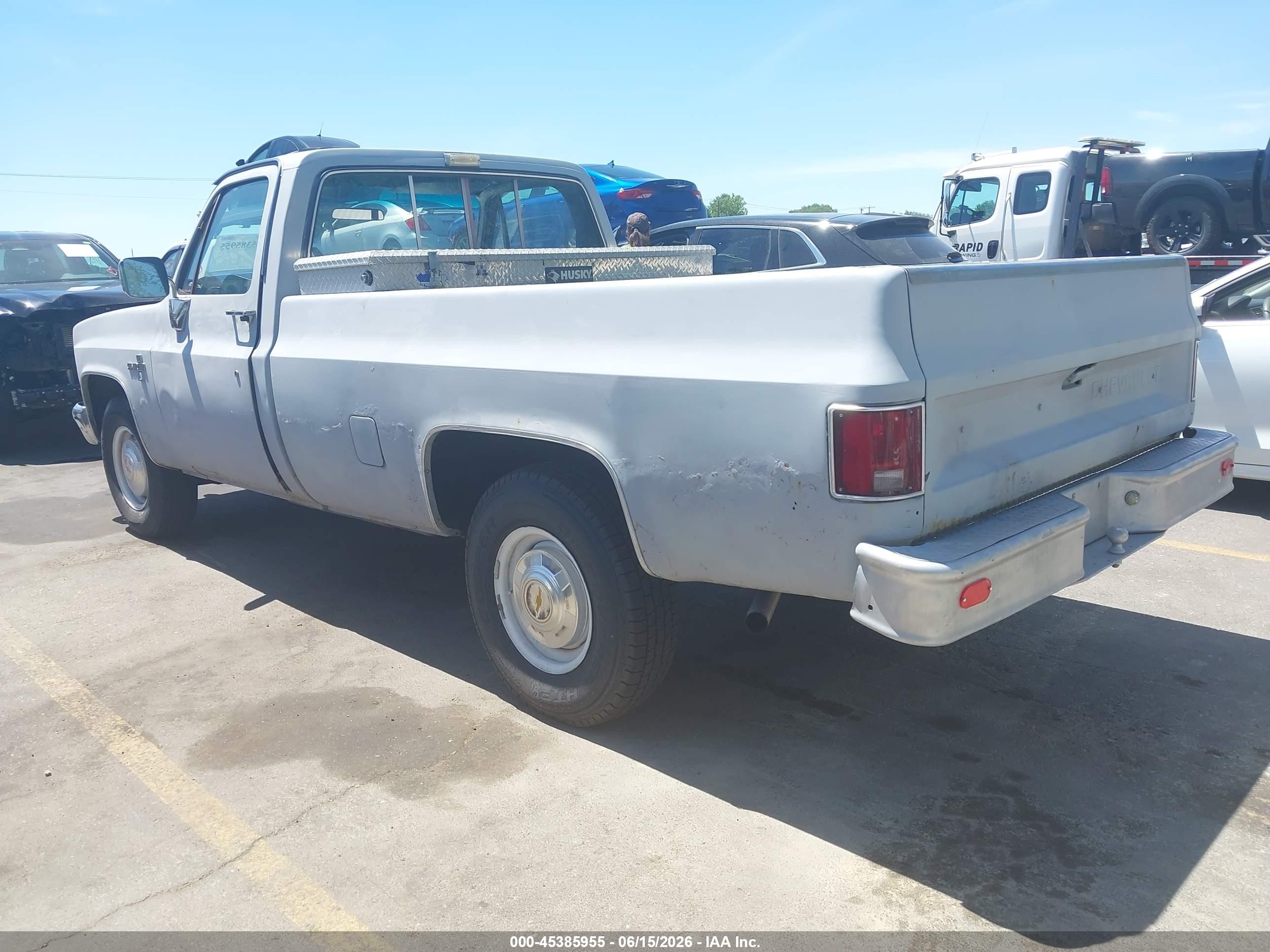 1984 Chevrolet C20   Серый vin: 1GCGC24M3EJ175469