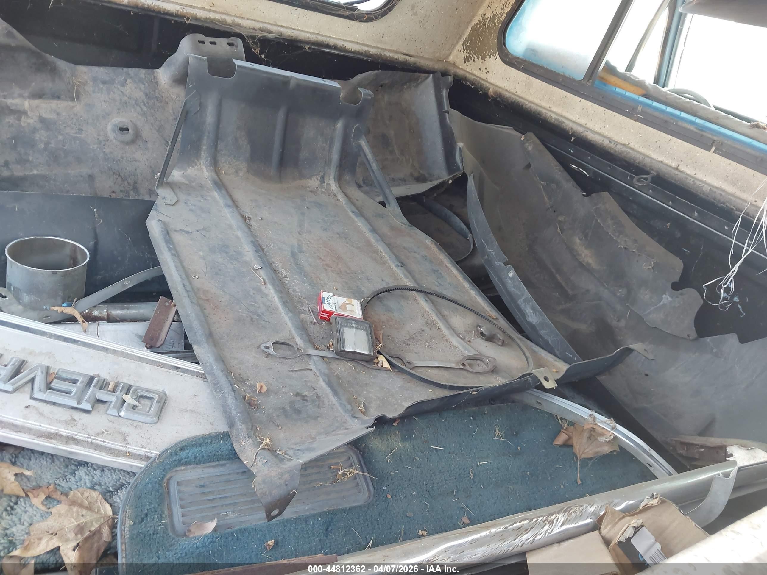 1986 Chevrolet C20   Синий vin: 1GCGC24M3GS133879