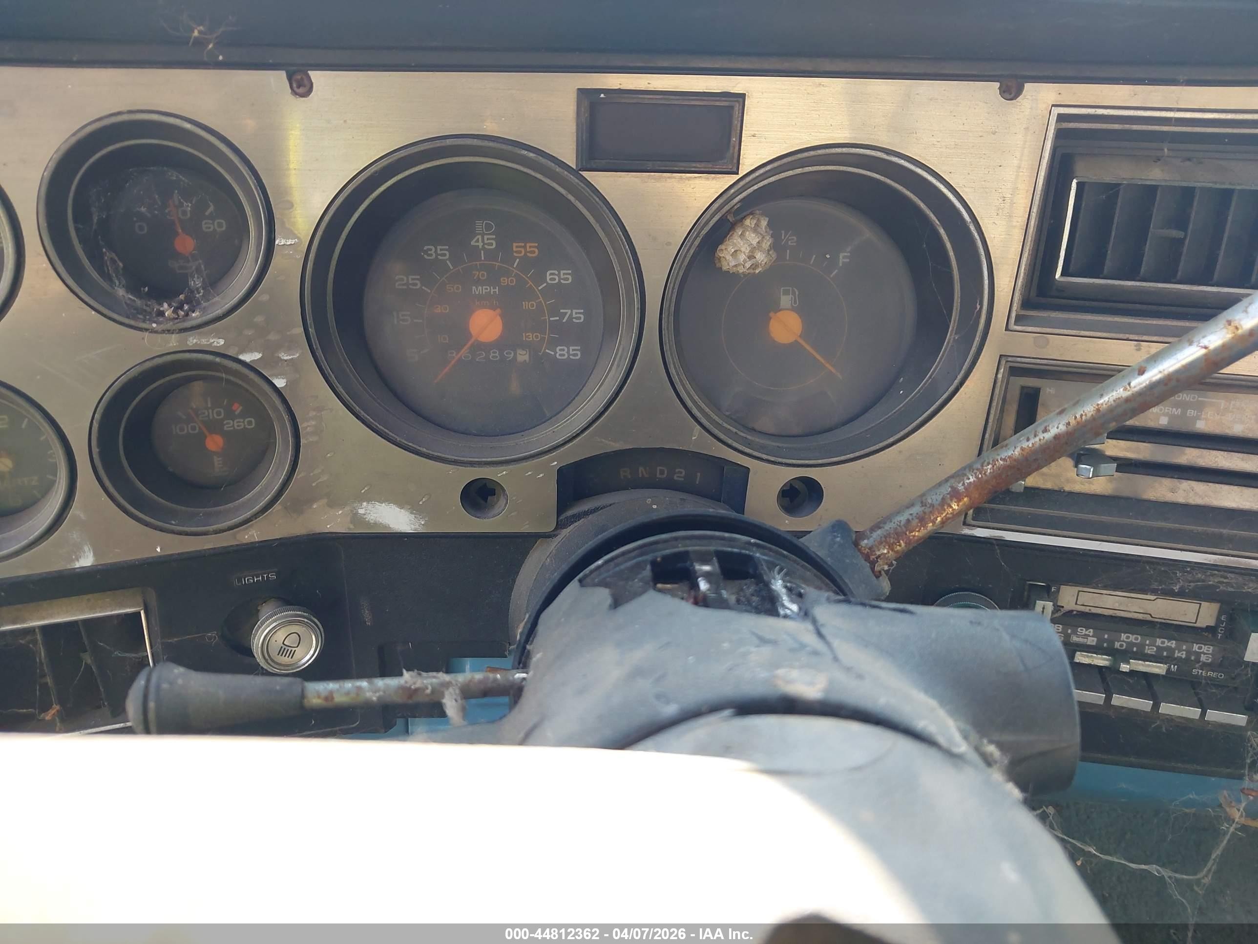 1986 Chevrolet C20   Синий vin: 1GCGC24M3GS133879