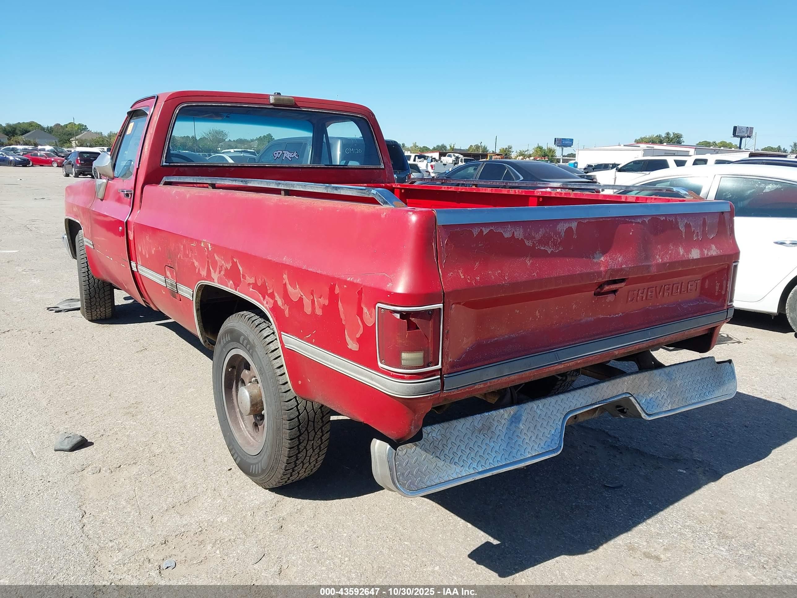1986 Chevrolet C20   Красный vin: 1GCGC24M6GF448555