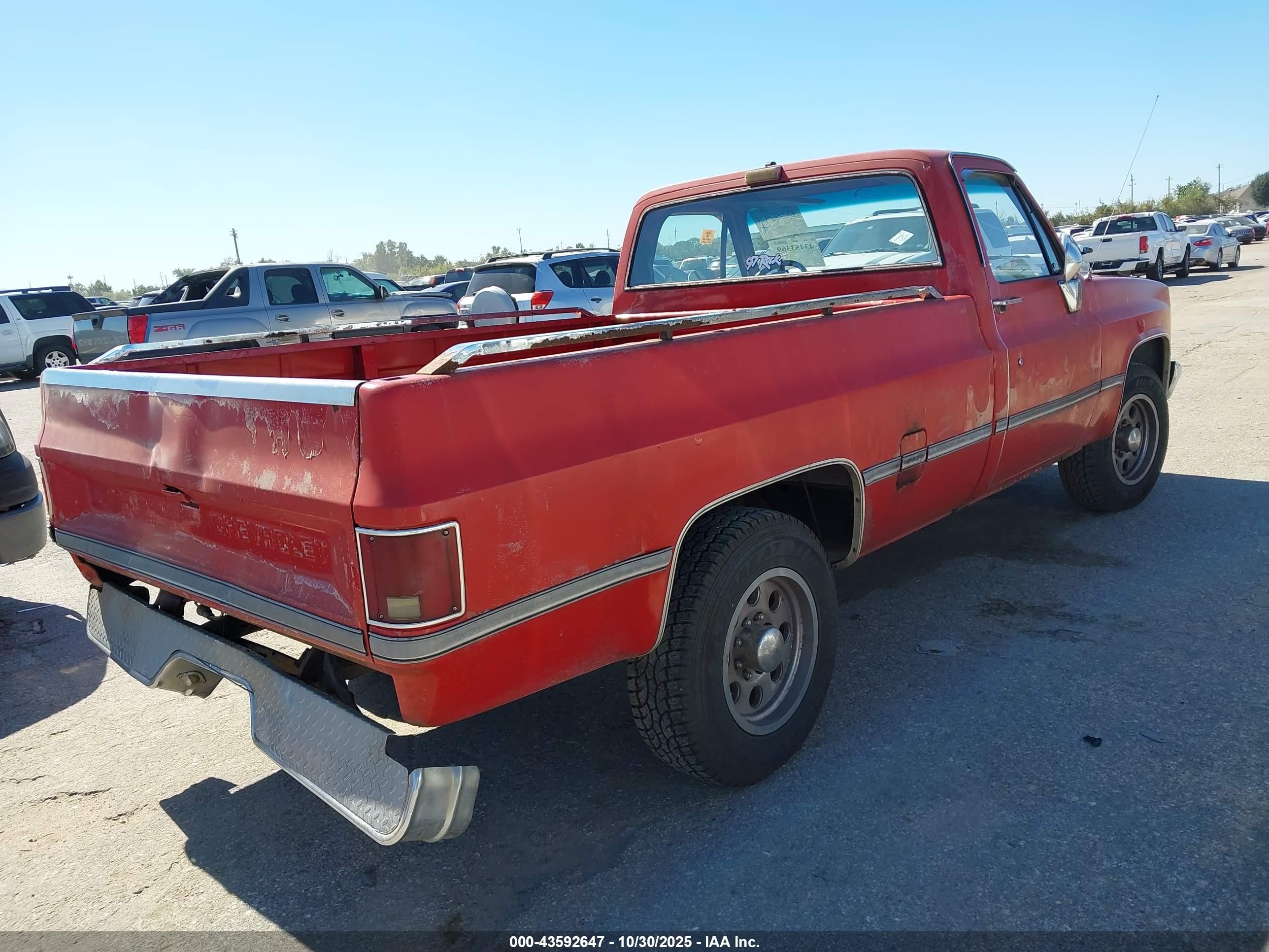 1986 Chevrolet C20   Красный vin: 1GCGC24M6GF448555