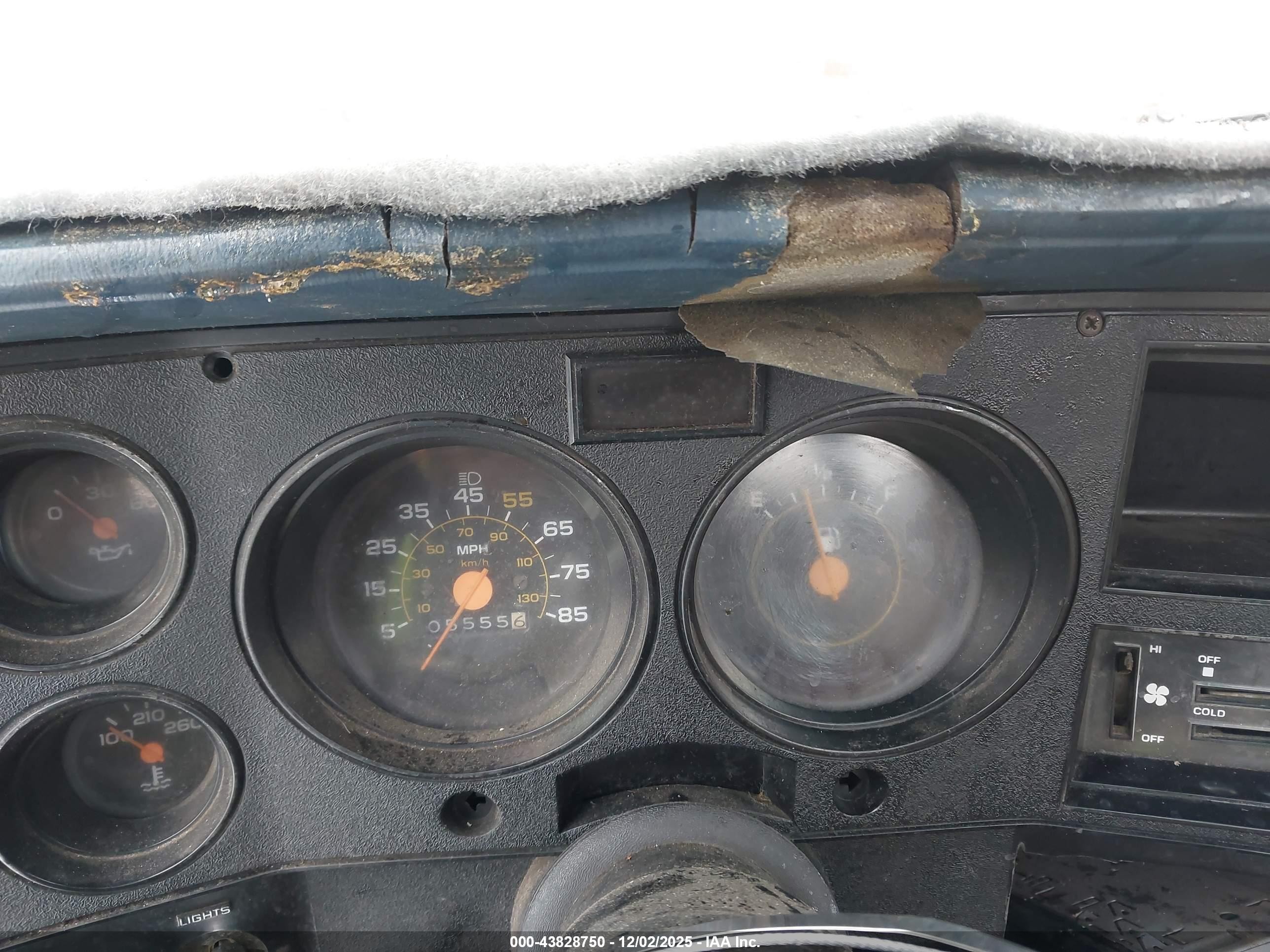 1985 Chevrolet C20   Синий vin: 1GCGC24MXFF435368
