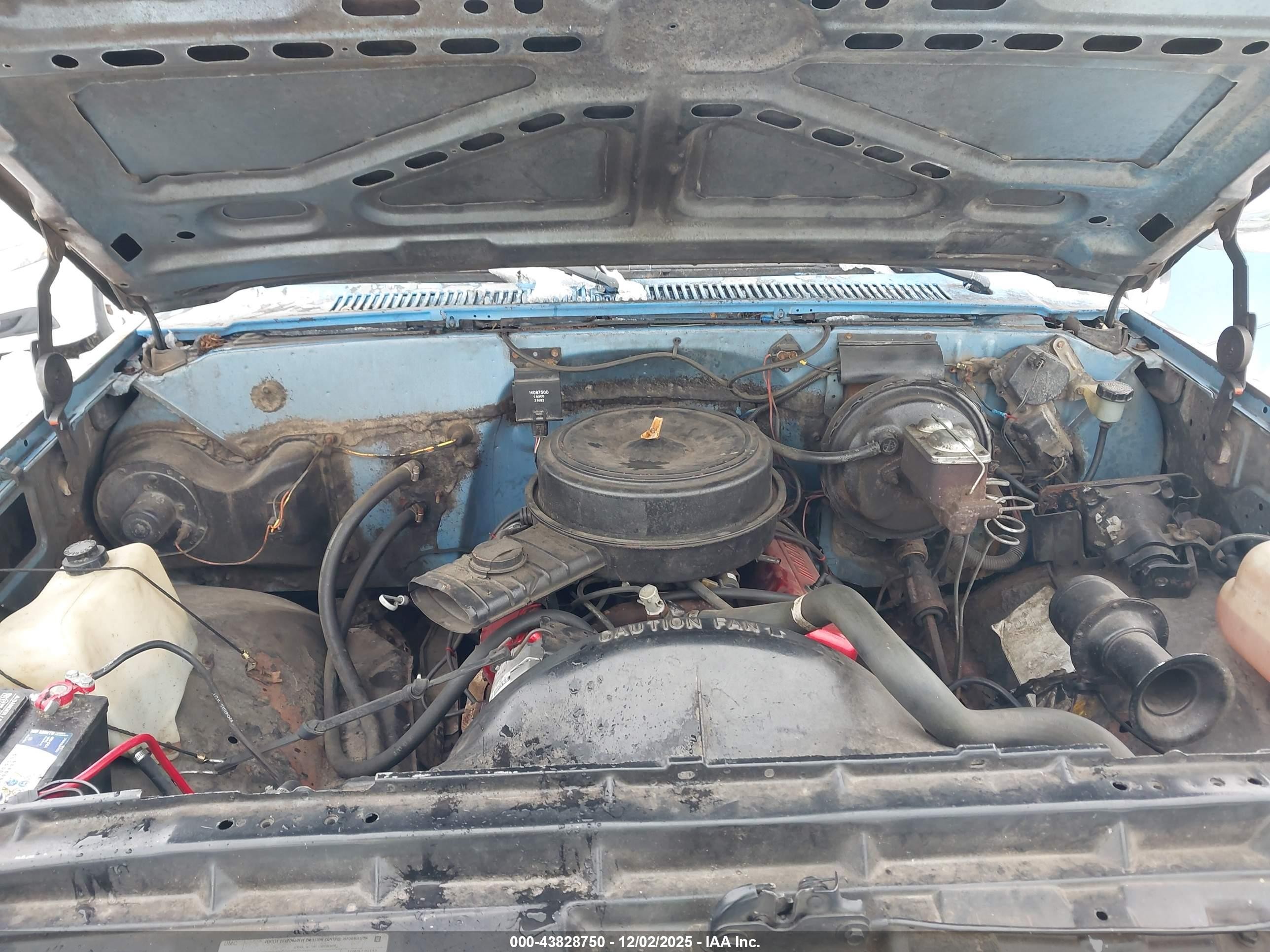 1985 Chevrolet C20   Синий vin: 1GCGC24MXFF435368