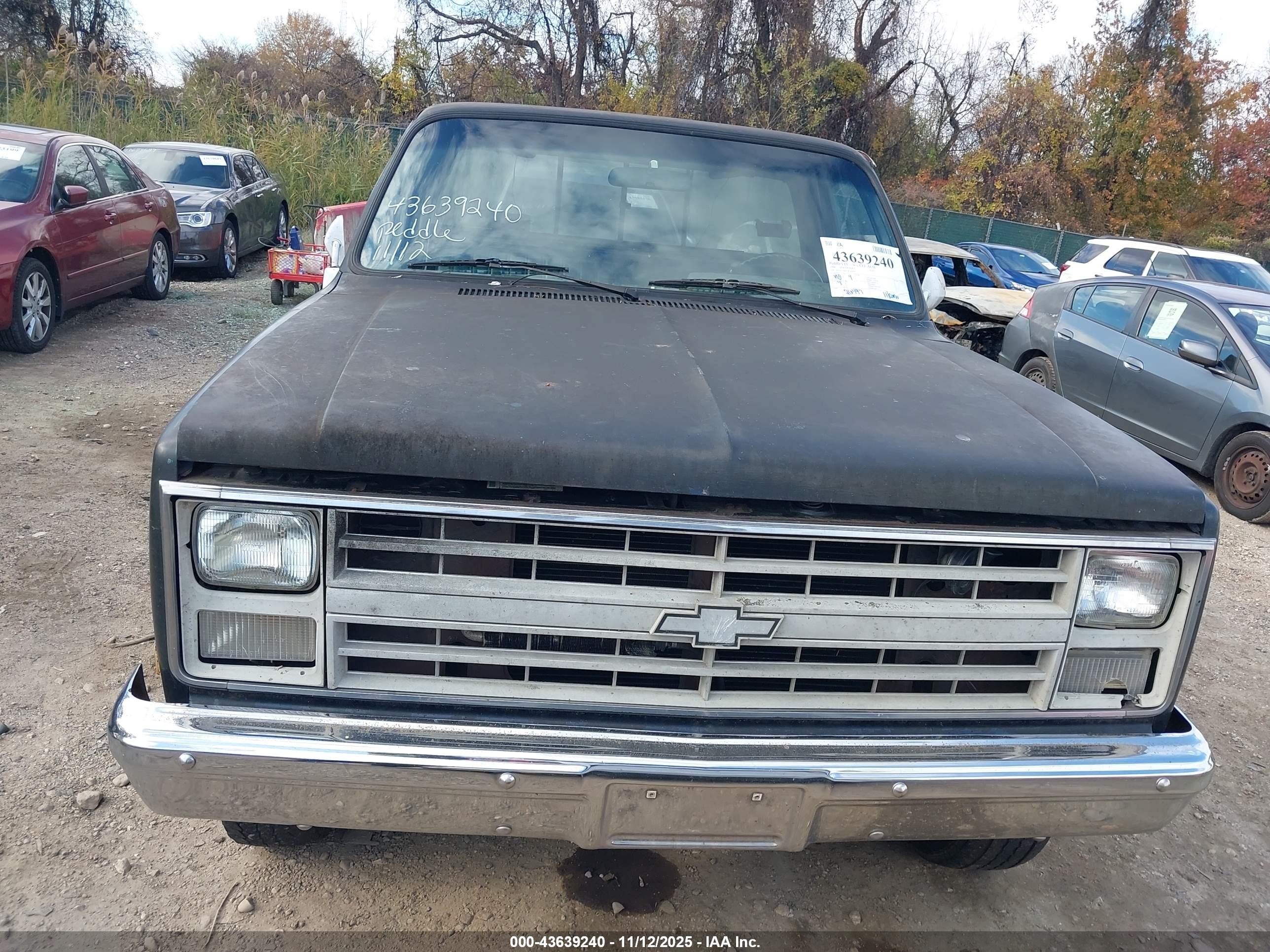 1986 Chevrolet C20   Черный vin: 1GCGC24MXGS147990