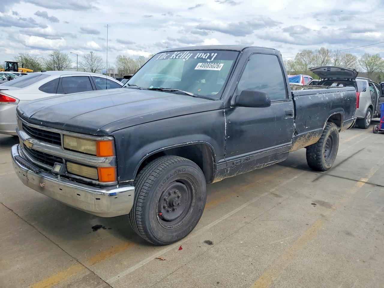 1GCGC24R0YR182042