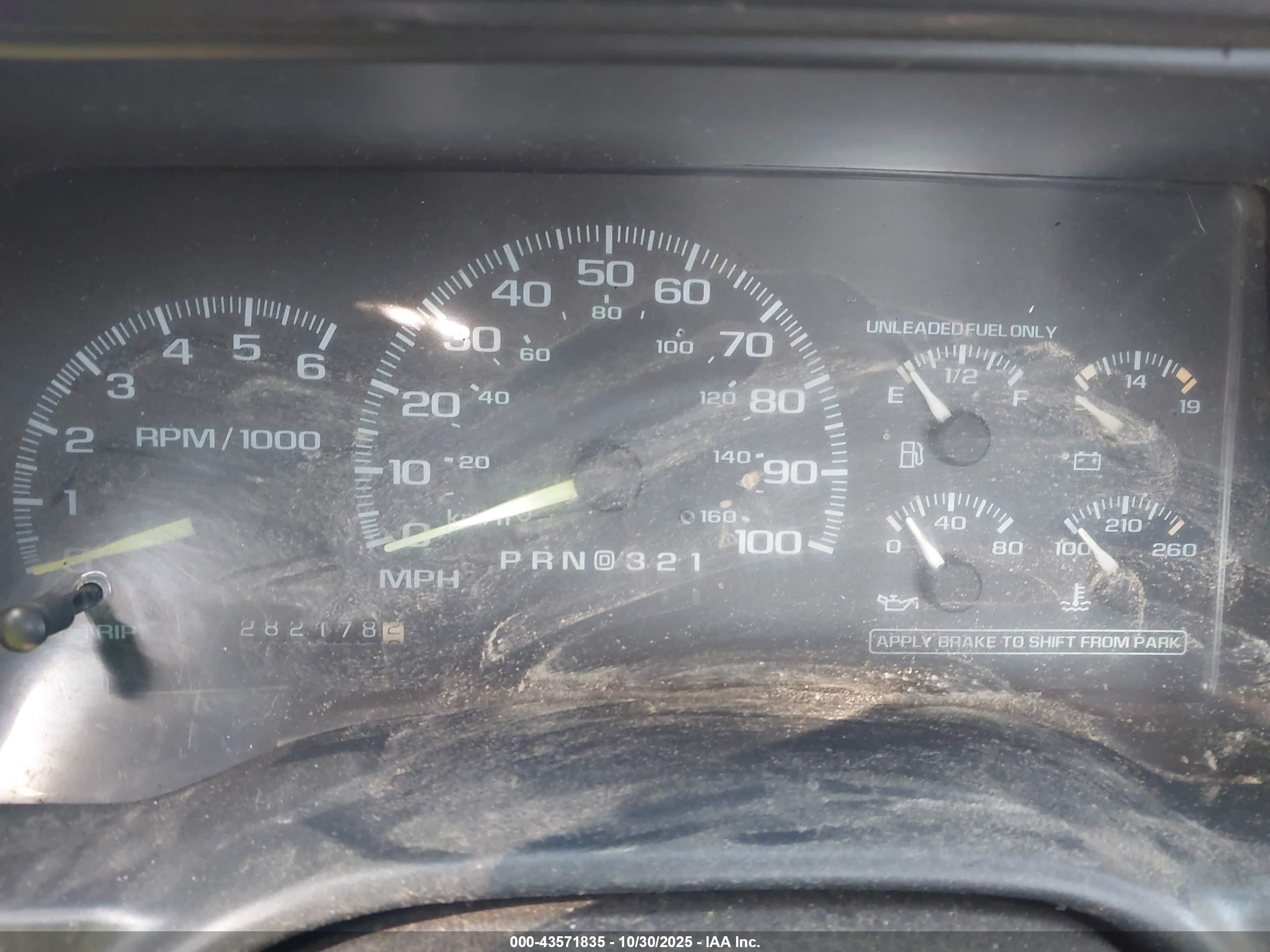 2000 Chevrolet C2500   Black vin: 1GCGC24R4YR178236