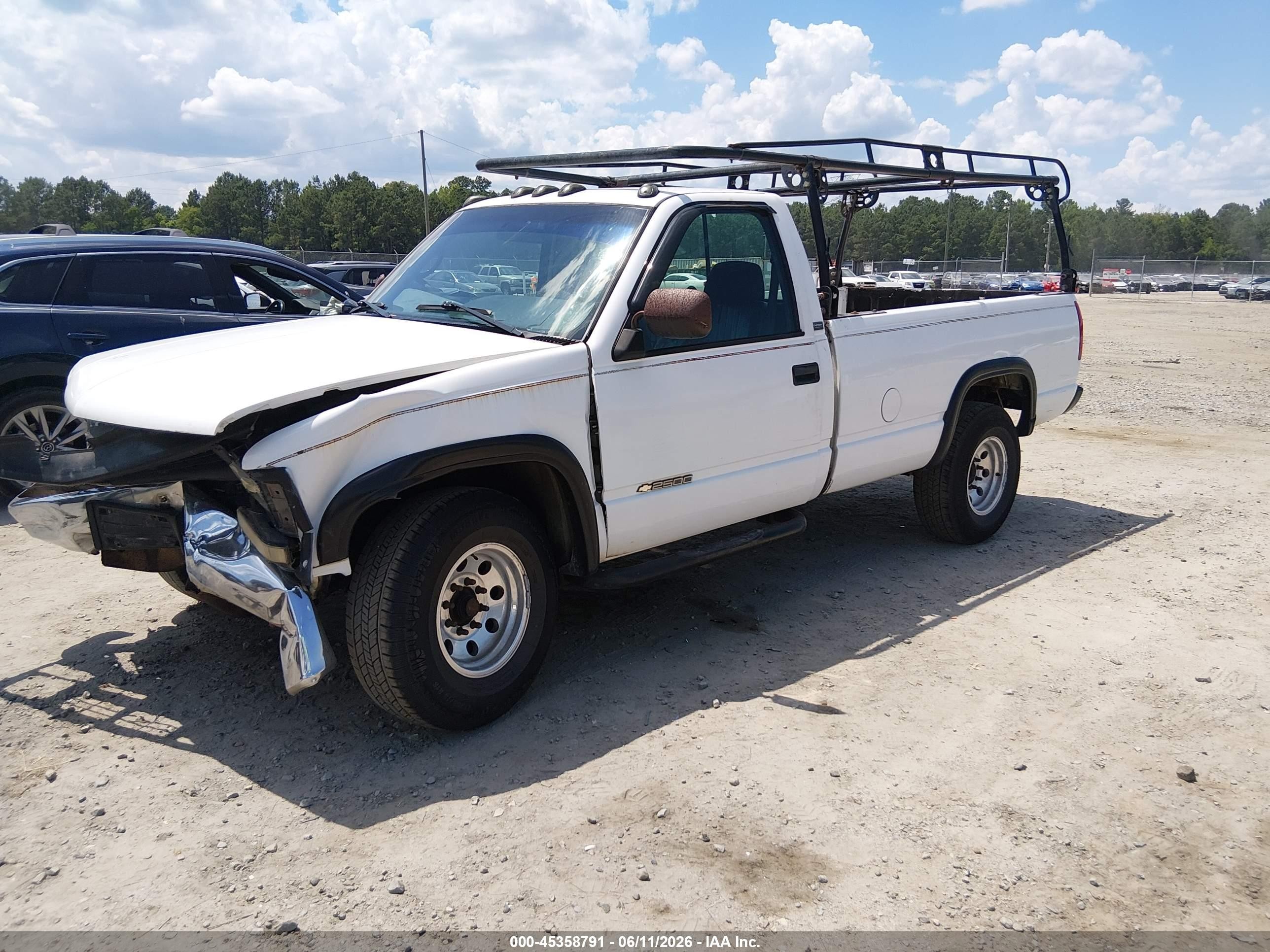 1996 Chevrolet Gmt-400 C2500 Белый vin: 1GCGC24R5TZ219949