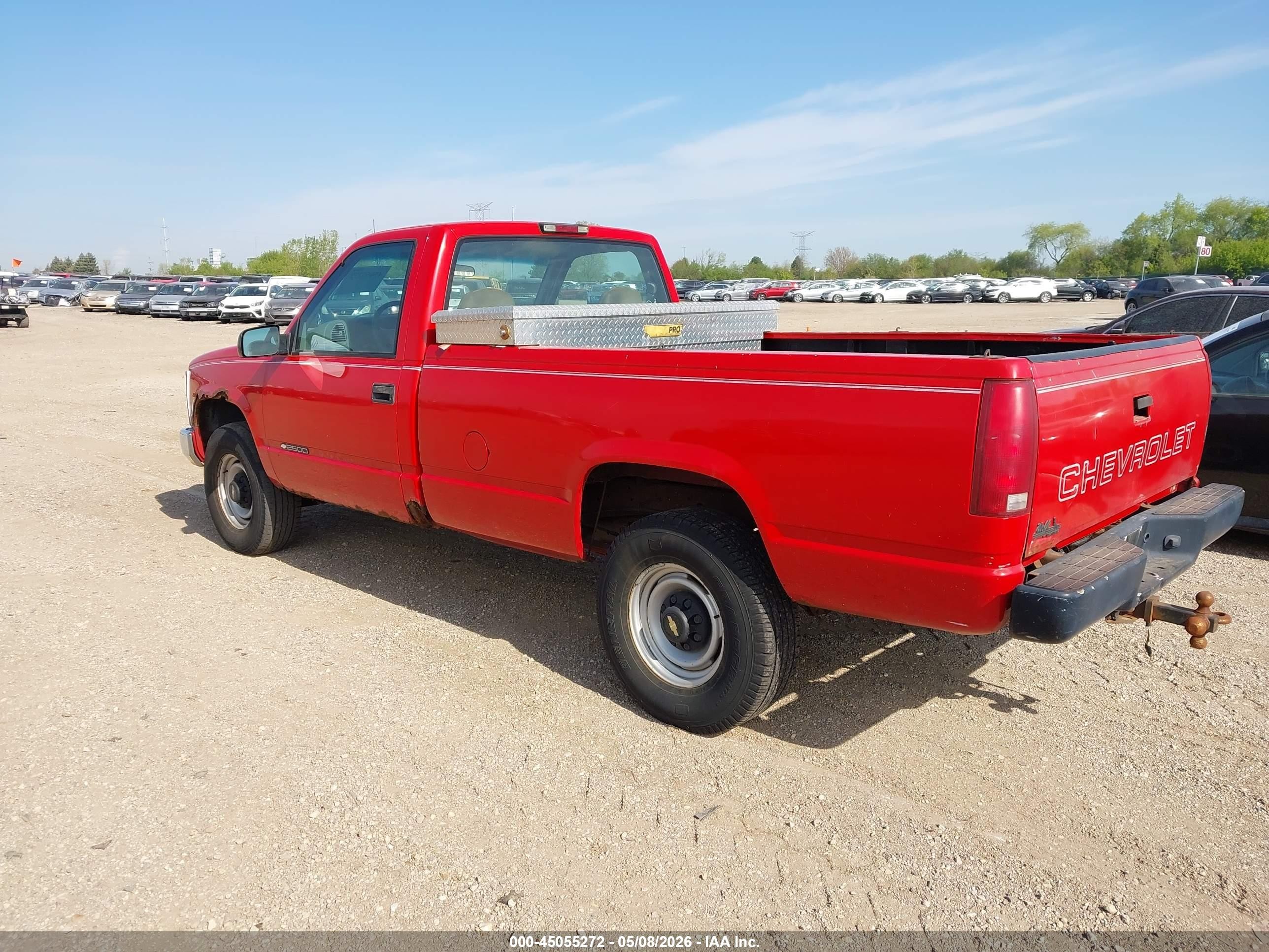 2000 Chevrolet C2500   Red vin: 1GCGC24R6YR108169