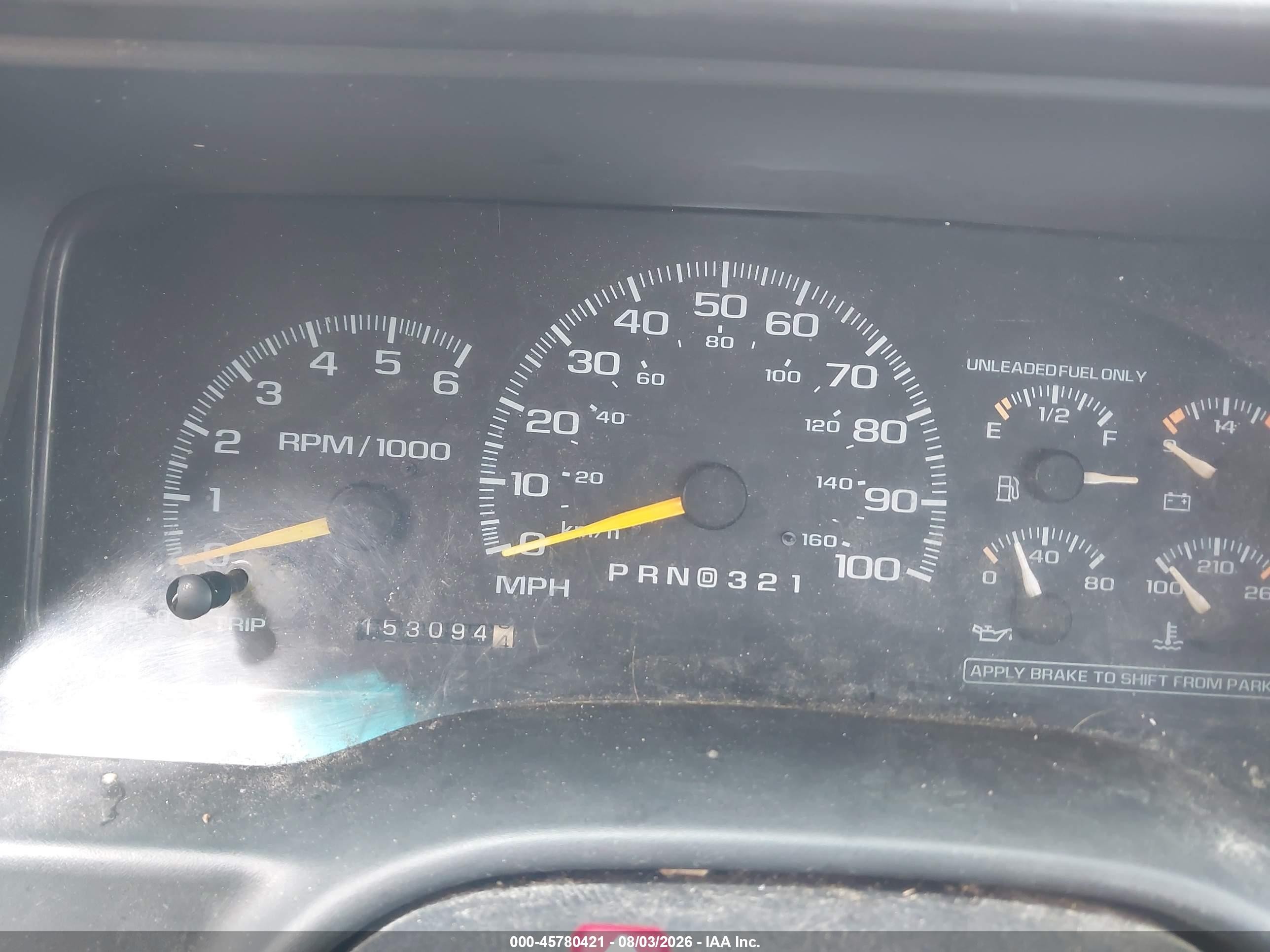 2000 Chevrolet C2500   White vin: 1GCGC24R8YF516805