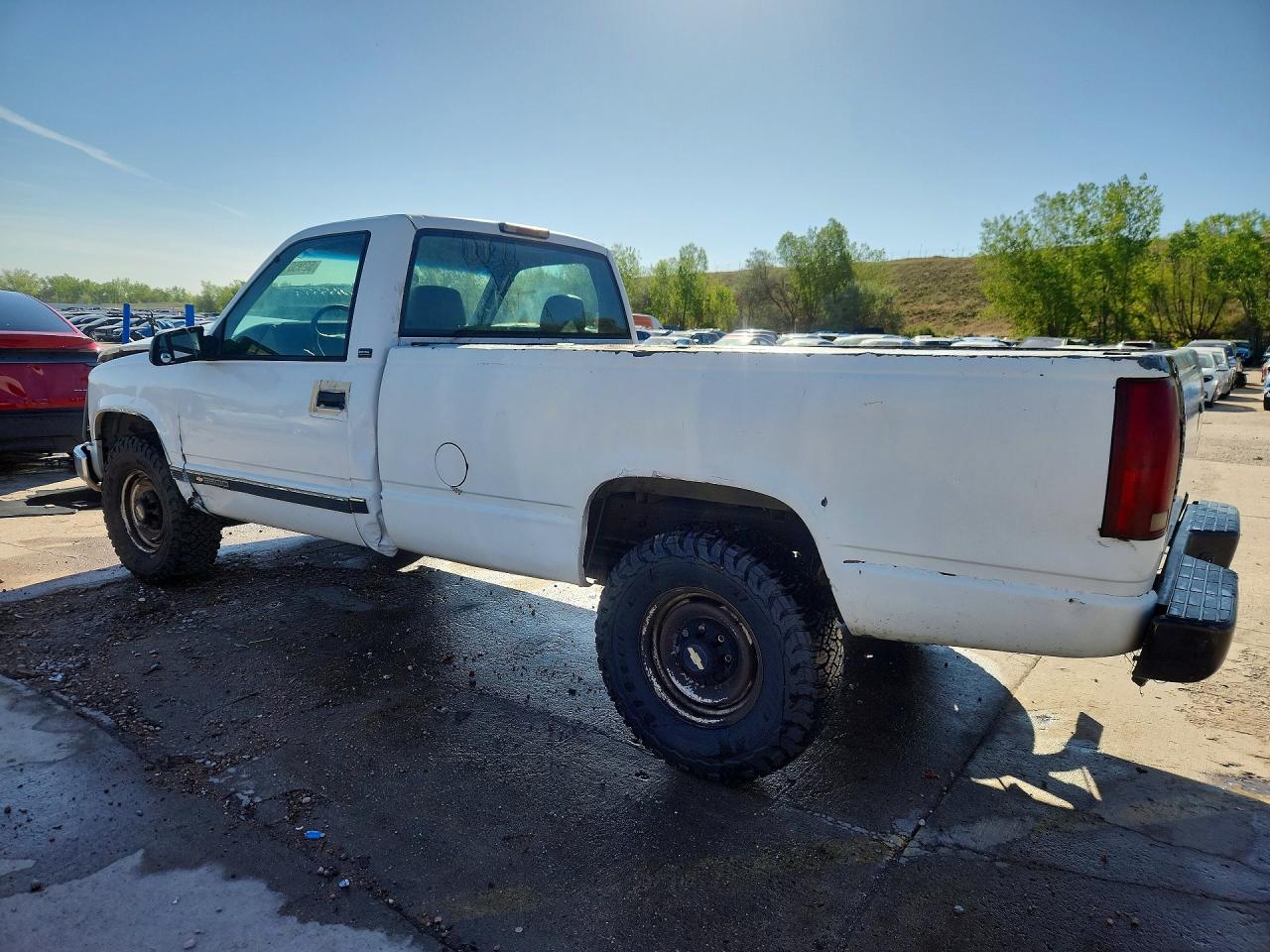 1996 Chevrolet Gmt-400 C2500 White vin: 1GCGC24R9TZ225009