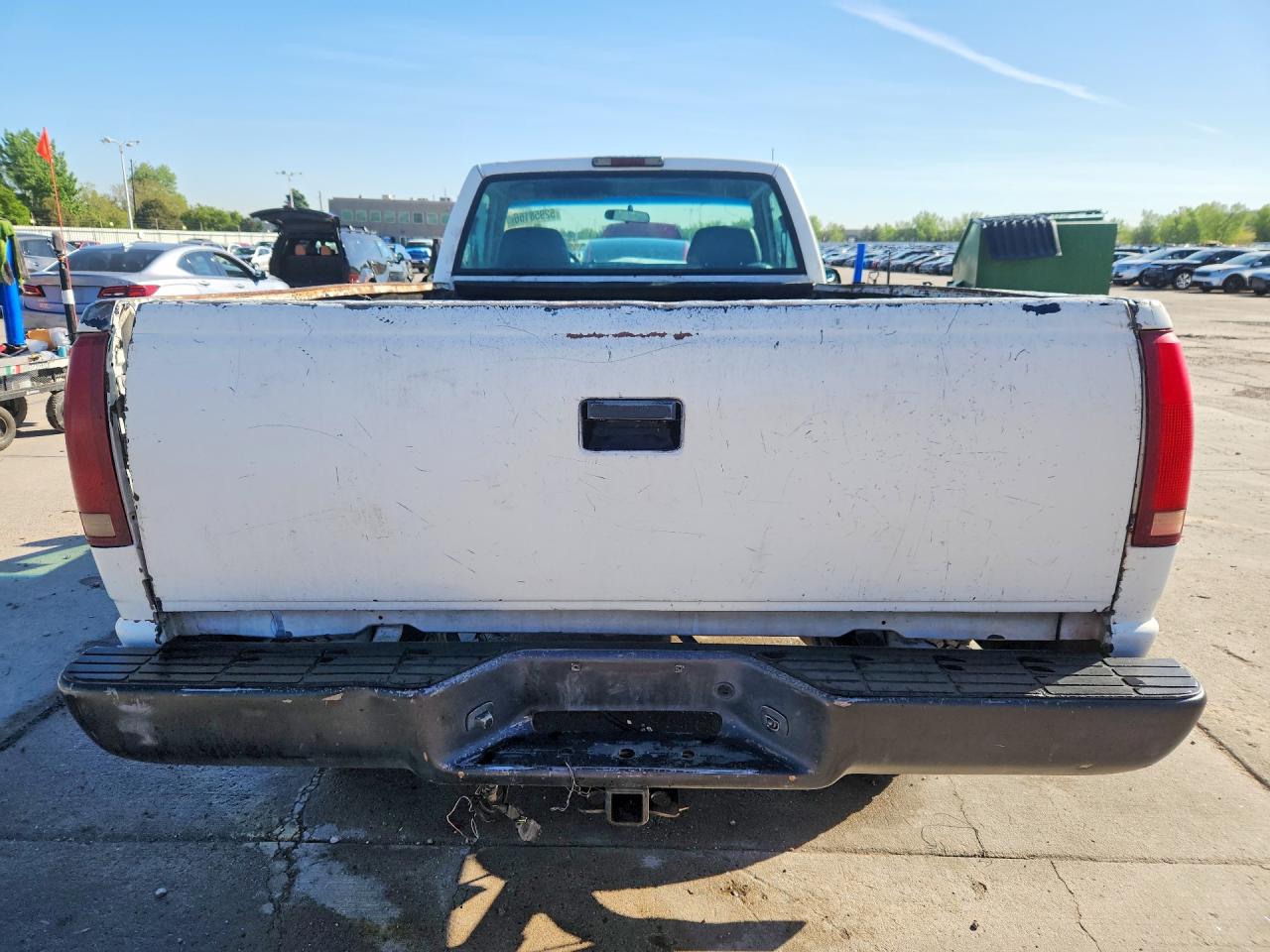 1996 Chevrolet Gmt-400 C2500 White vin: 1GCGC24R9TZ225009